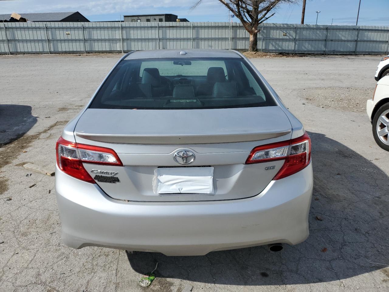2012 Toyota Camry VIN 4T1BF1FK3CU037008 Copart auction photo, side / rear end damage thumbnail 6