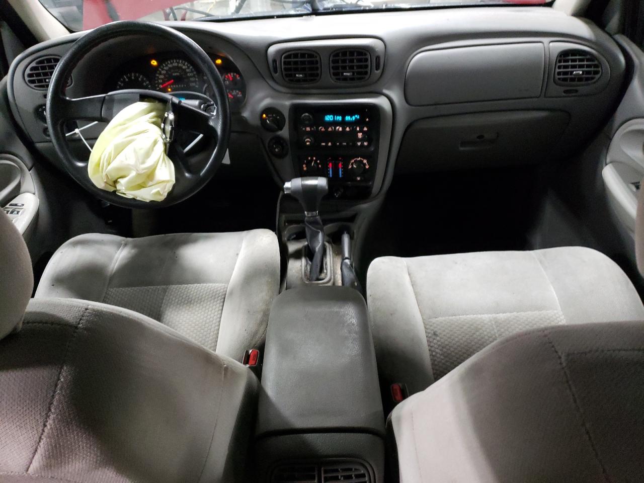 2009 Chevrolet TrailBlazer VIN 1GNDT33S392103364 Copart auction photo, front end / side damage thumbnail 8