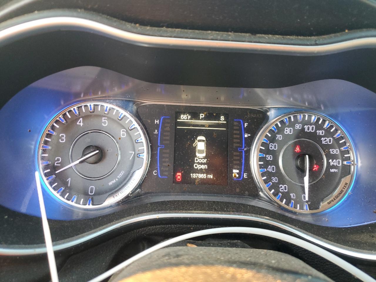 2017 Chrysler 200 VIN 1C3CCCFBXHN504623 Copart auction photo, front end / side damage thumbnail 9