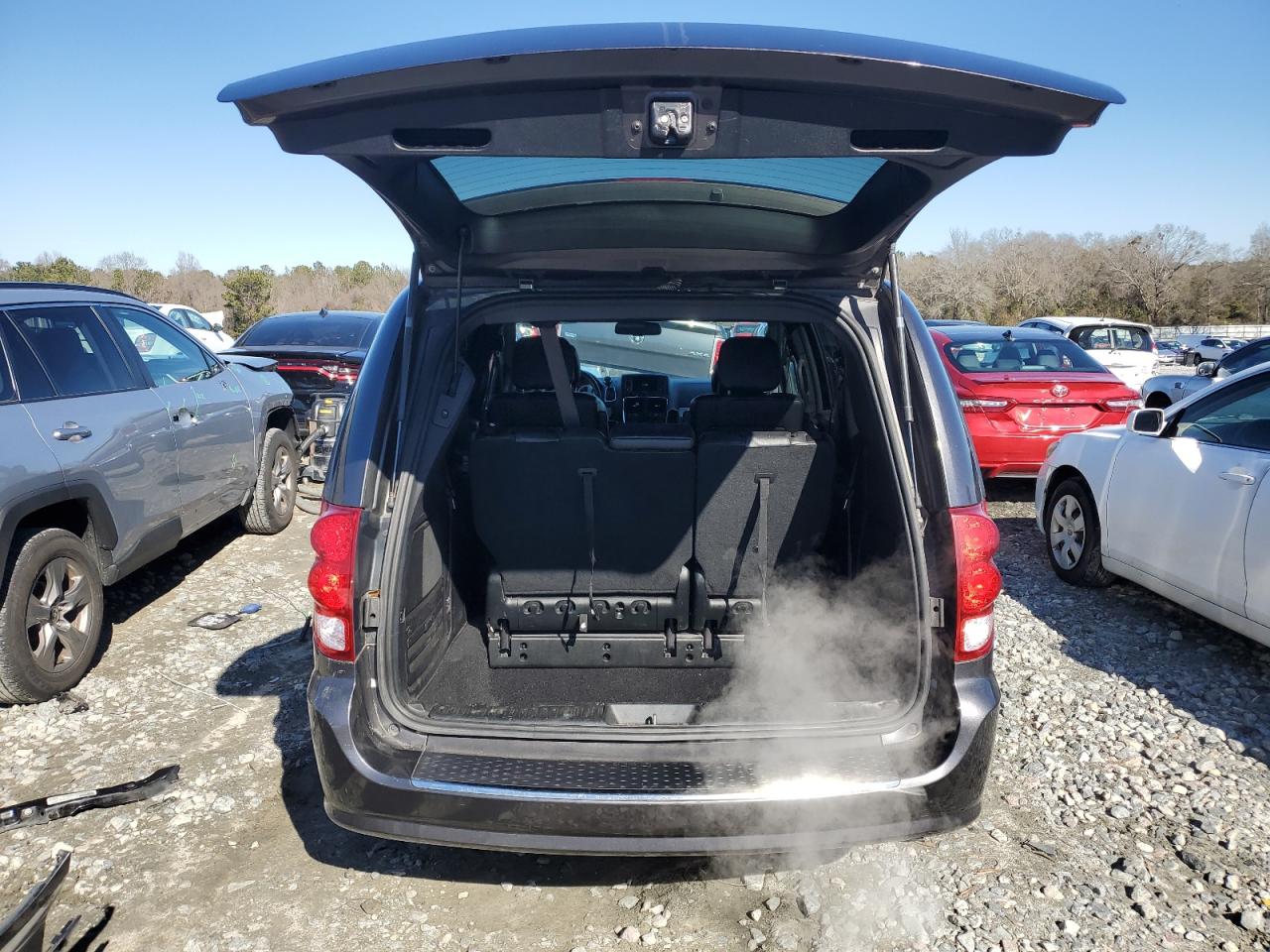 2017 Dodge Caravan VIN 2C4RDGEG5HR714895 Copart auction photo, front end damage thumbnail 6