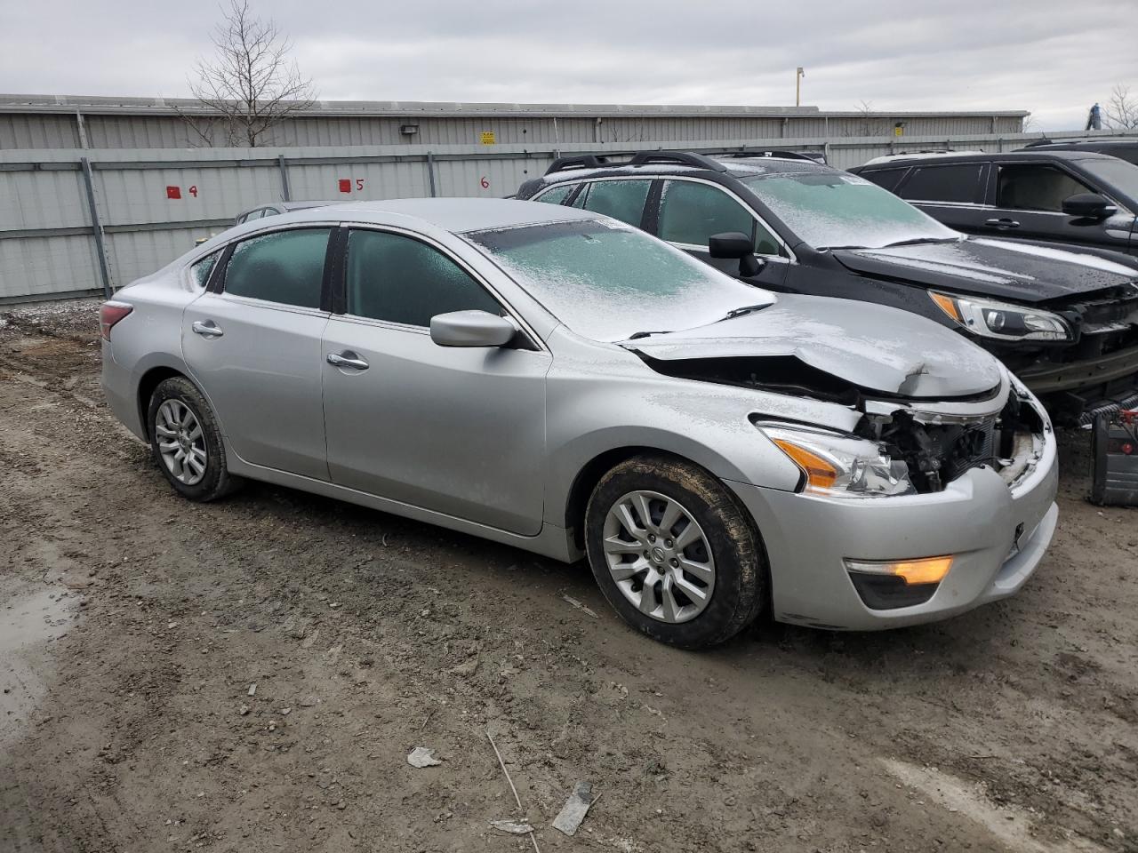 2015 Nissan Altima VIN 1N4AL3AP6FC246749 Copart auction photo, front end / minor dent/scratches damage thumbnail 4
