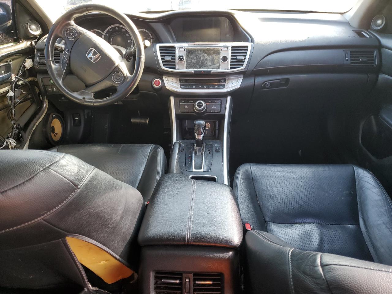 2015 Honda Accord VIN 1HGCR3F82FA012527 Copart auction photo, front end / side damage thumbnail 8