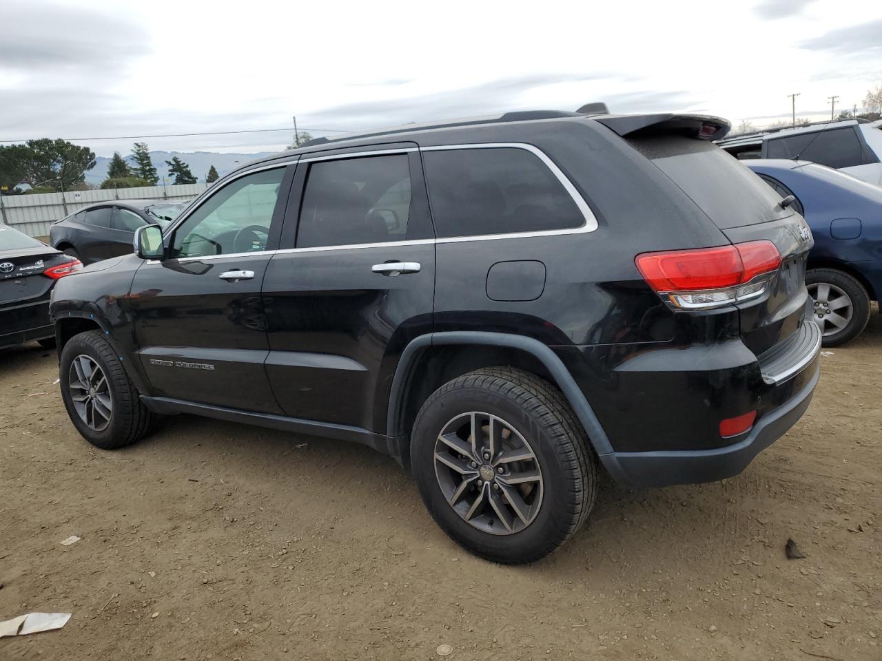2017 Jeep Grand Cherokee VIN 1C4RJEBG4HC788612 Copart auction photo, front end damage thumbnail 2