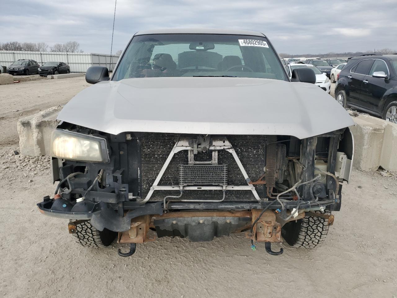 2004 Chevrolet Silverado VIN 2GCEK19T841372716 Copart auction photo, all over damage thumbnail 5