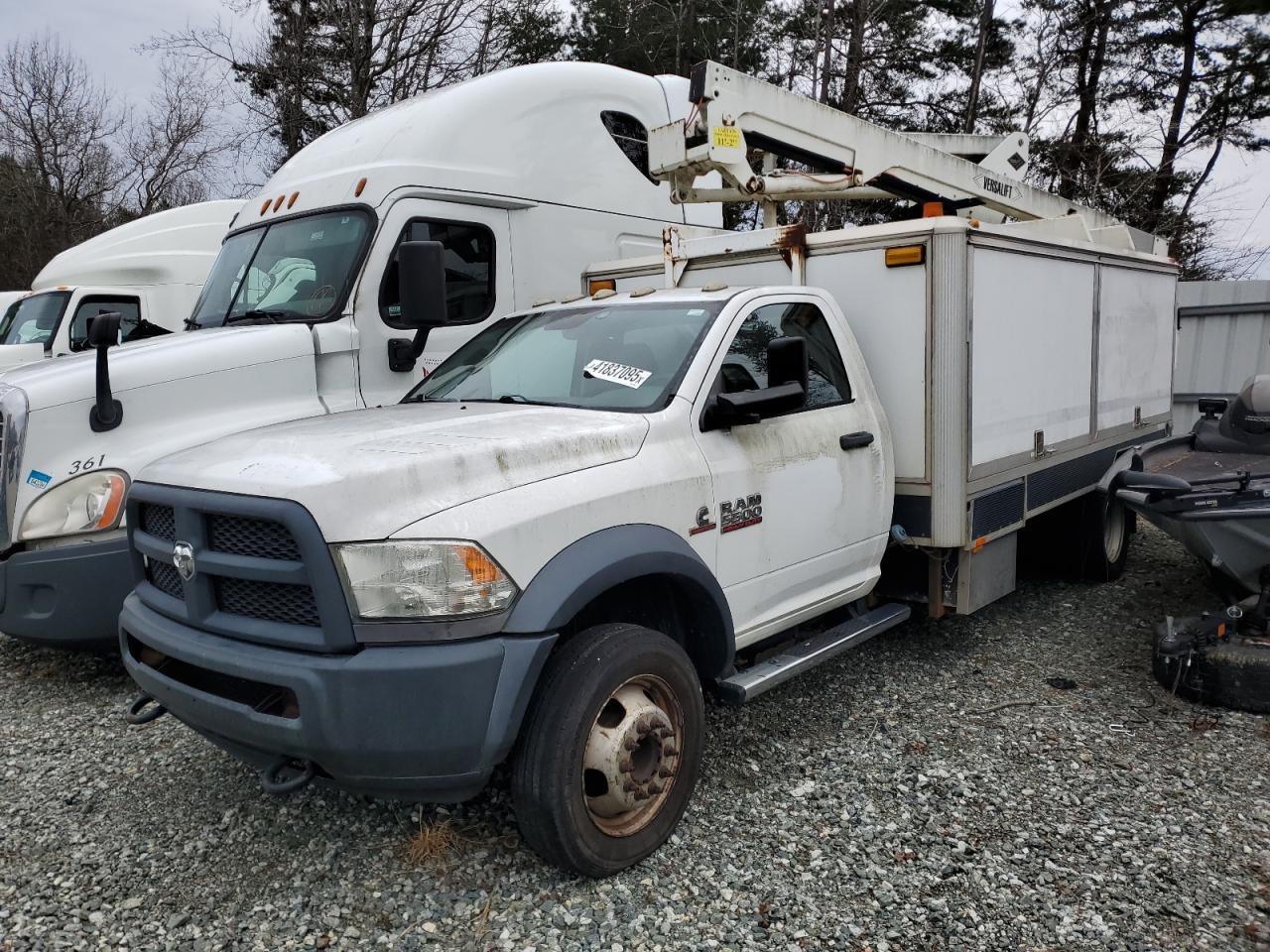 2013 RAM 5500 VIN 3C7WRMDL0DG534969 Copart auction photo, mechanical damage thumbnail 2