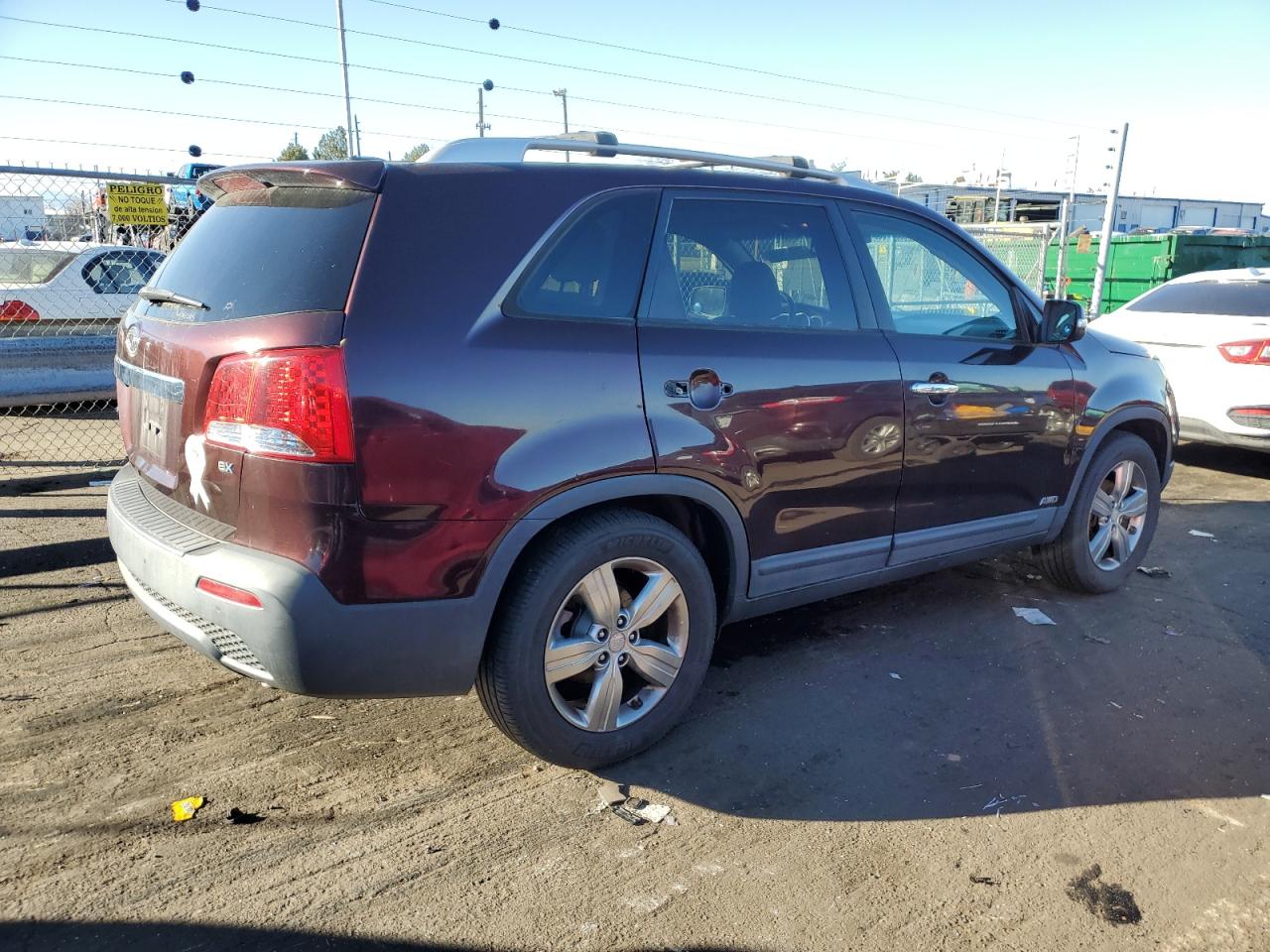2012 KIA Sorento VIN 5XYKUDA65CG256611 Copart auction photo, front end / hail damage thumbnail 3