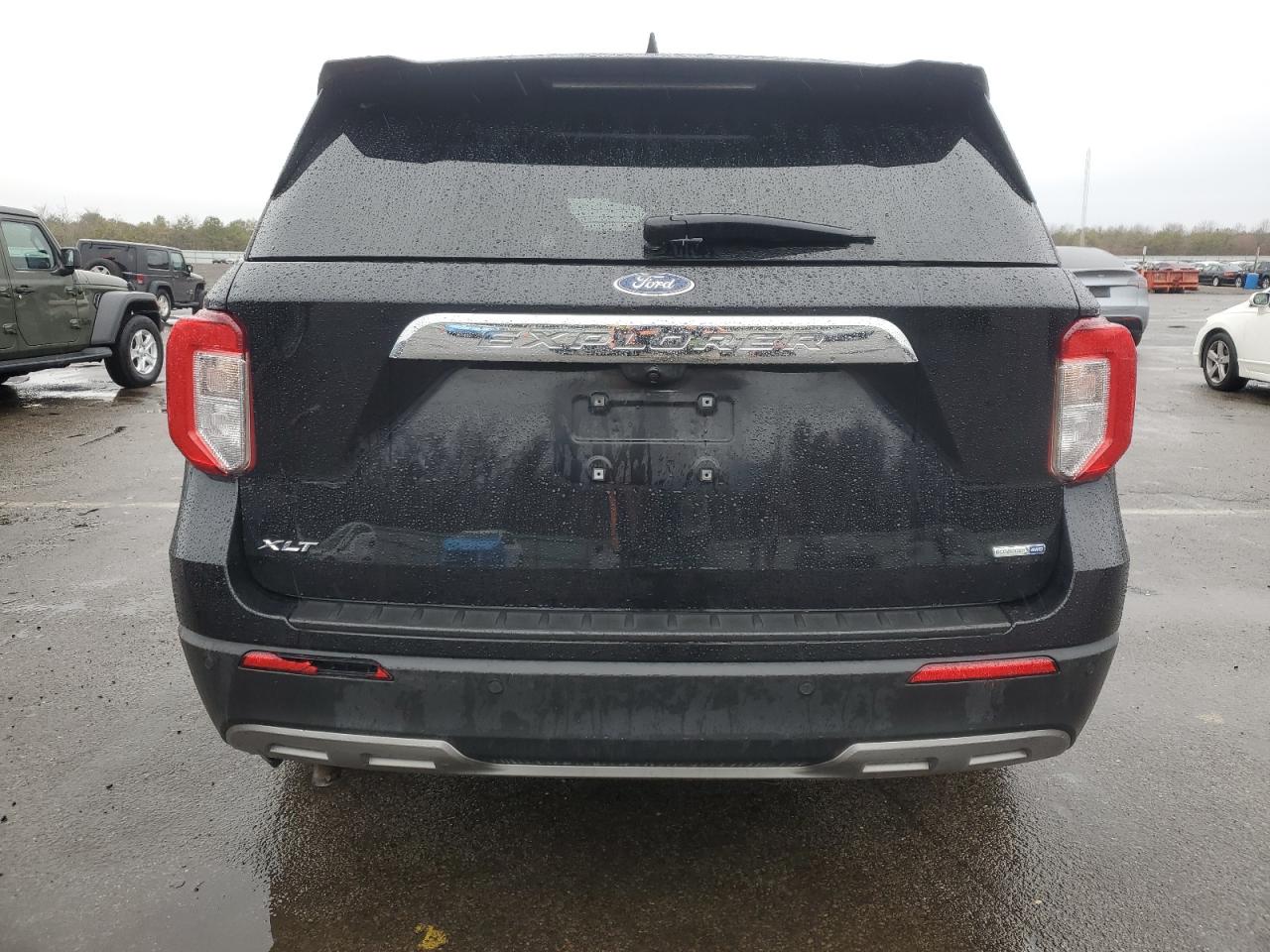 2020 Ford Explorer VIN 1FMSK8DH0LGC02250 Copart auction photo, front end / minor dent/scratches damage thumbnail 6