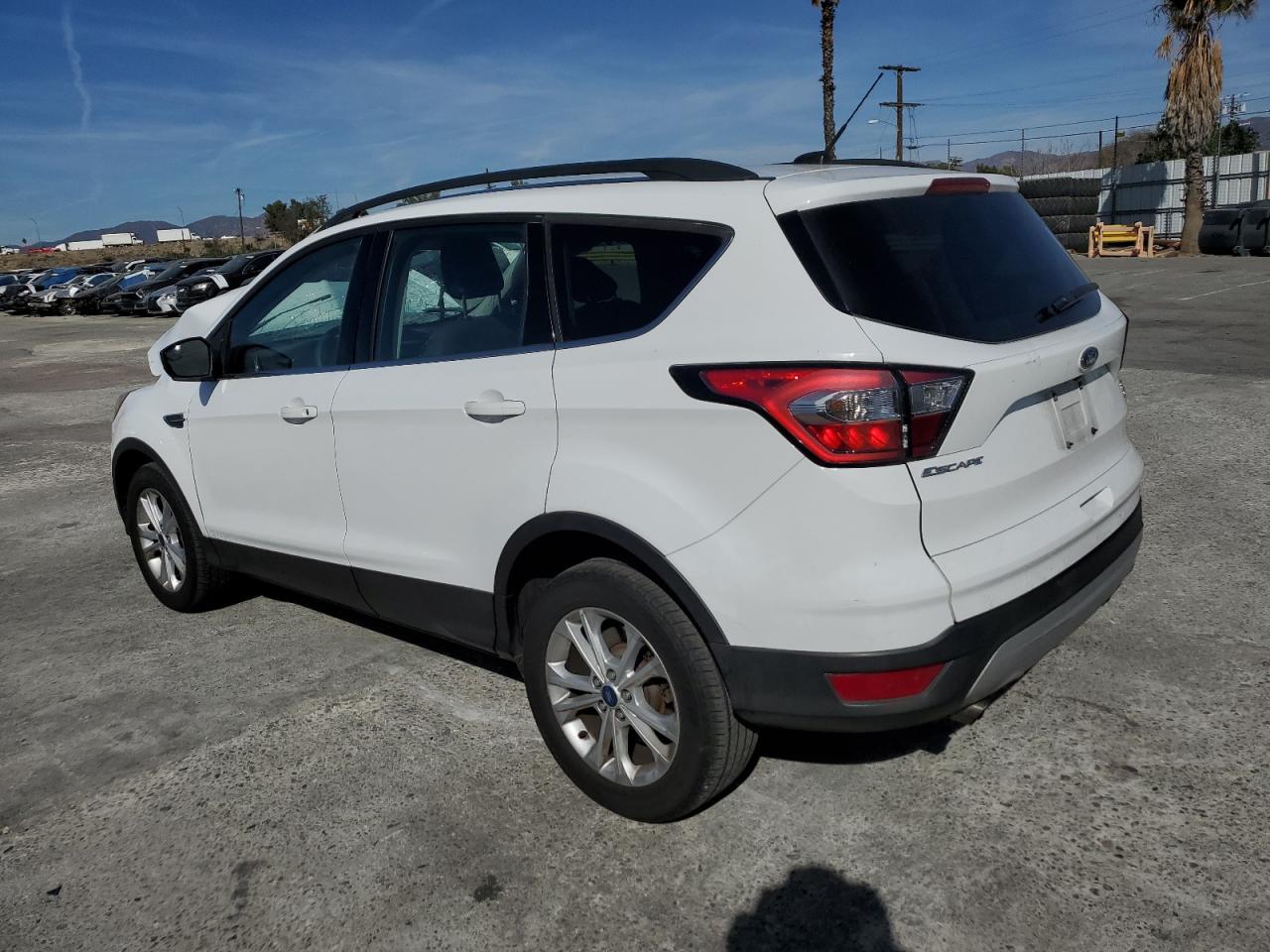 2018 Ford Escape VIN 1FMCU9GD4JUA43549 Copart auction photo, front end damage thumbnail 2