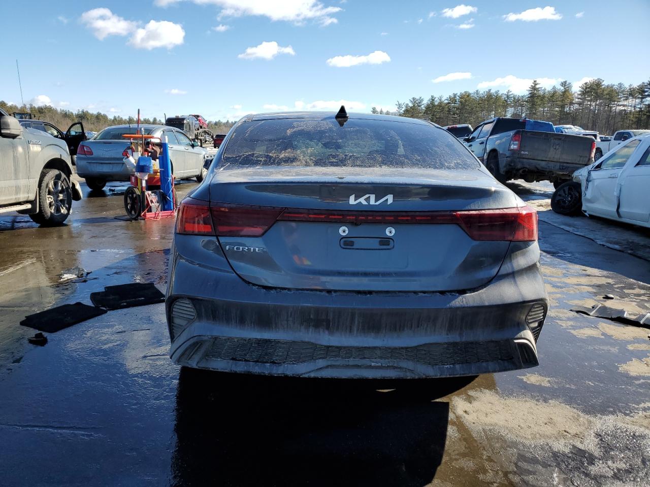 2023 KIA Forte VIN 3KPF24AD0PE694204 Copart auction photo, front end / side damage thumbnail 6