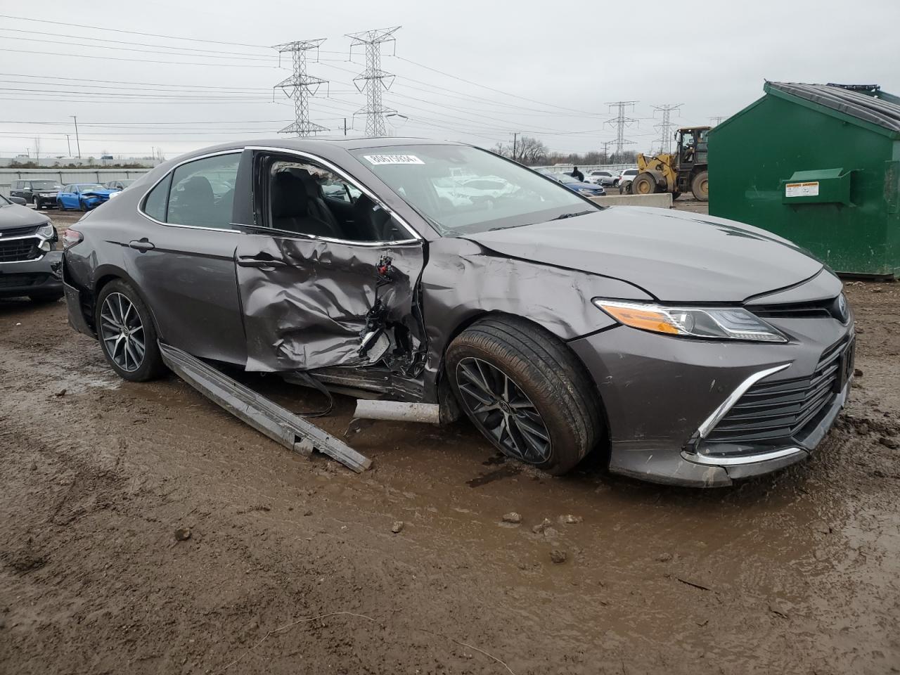 2024 Toyota Camry VIN 4T1F31AK3RU060041 Copart auction photo, side / front end damage thumbnail 4