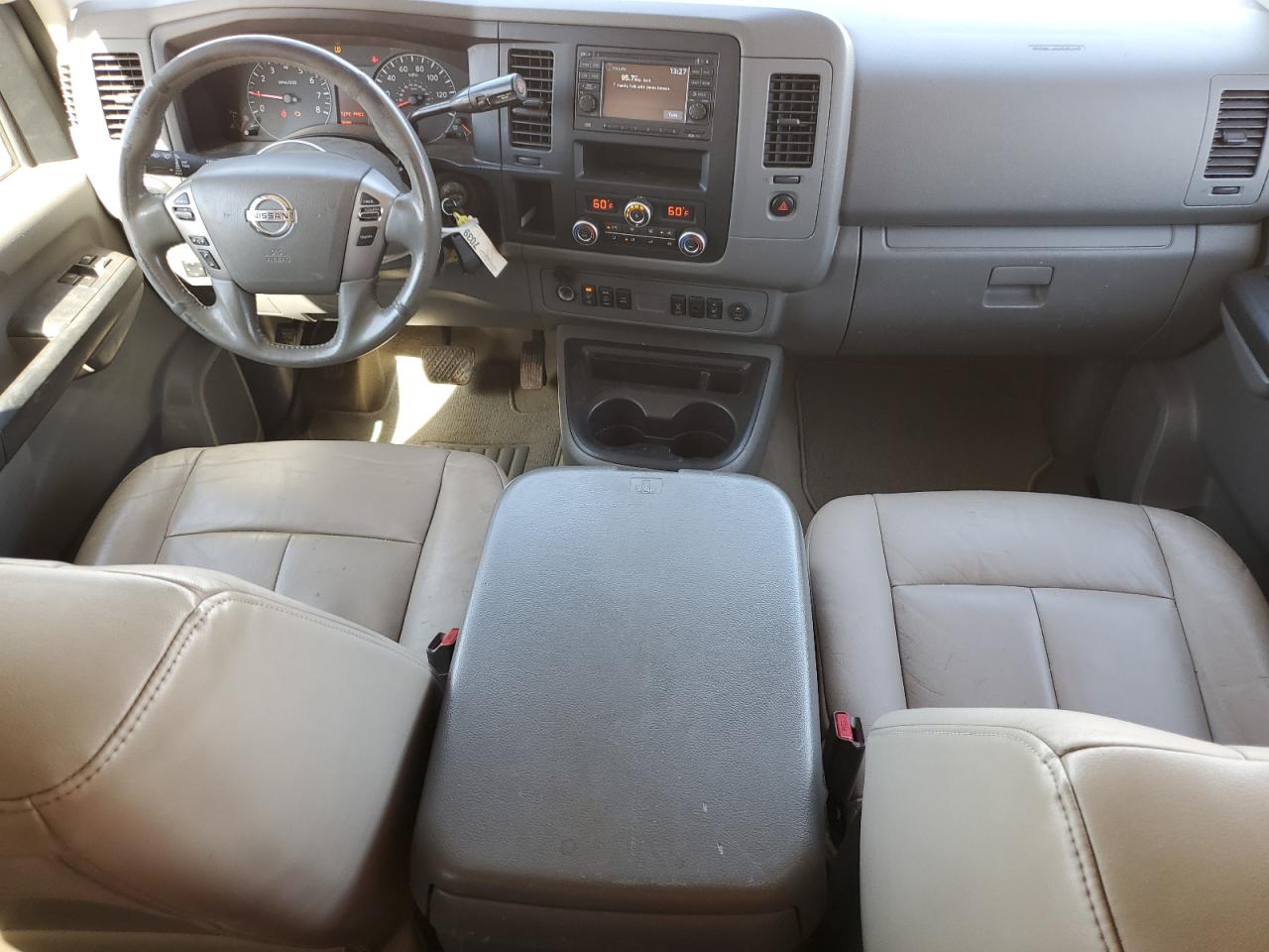 2013 Nissan NV VIN 5BZAF0AA2DN201739 Copart auction photo, top/roof / minor dent/scratches damage thumbnail 8