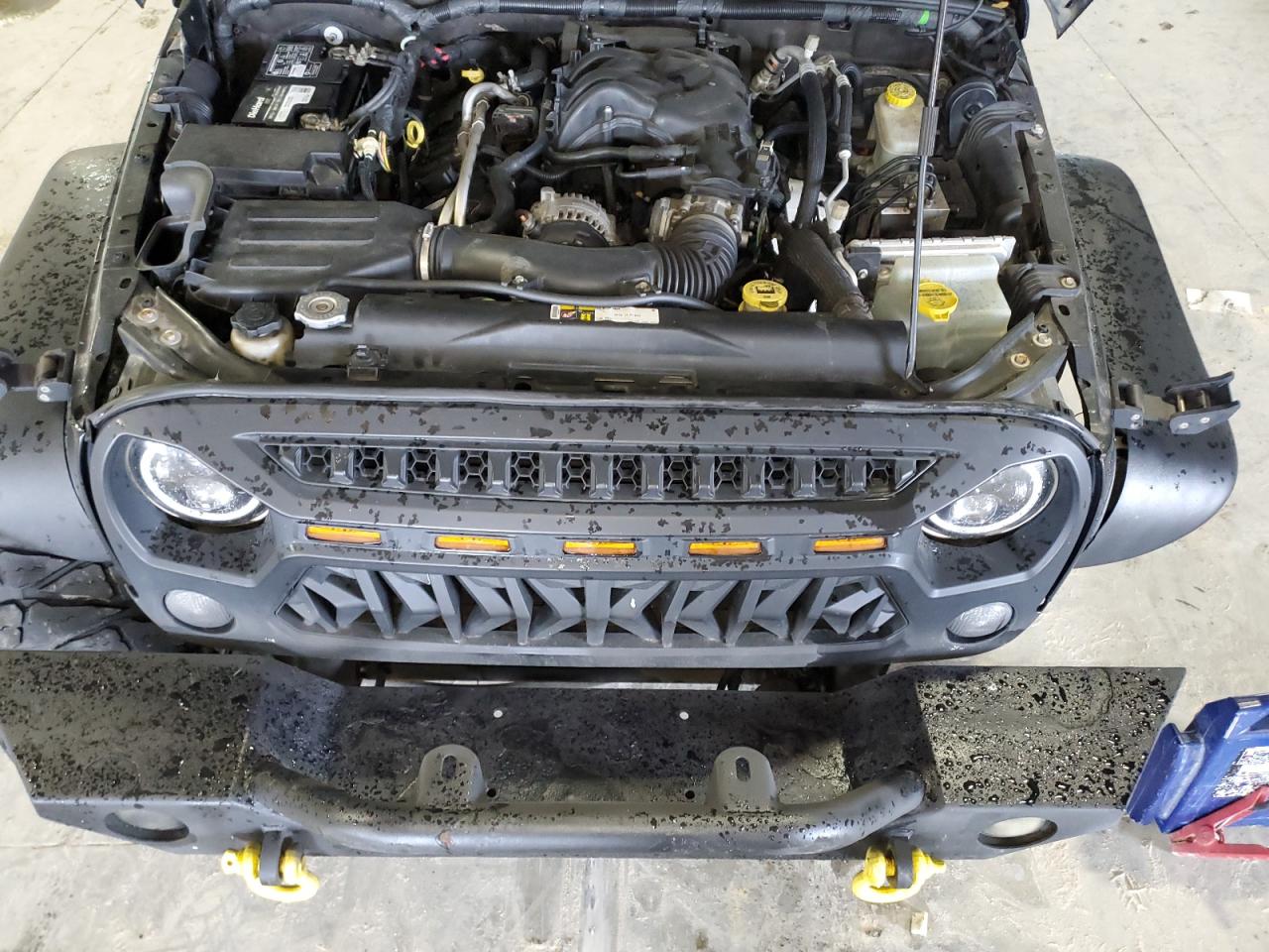 2016 Jeep Wrangler VIN 1C4BJWDG6GL135587 Copart auction photo, front end damage thumbnail 12