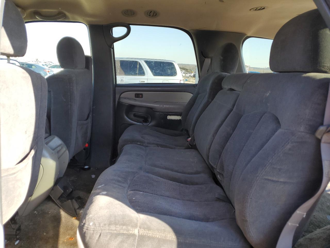 2002 Chevrolet Tahoe VIN 1GNEC13V32R280495 Copart auction photo, all over damage thumbnail 11