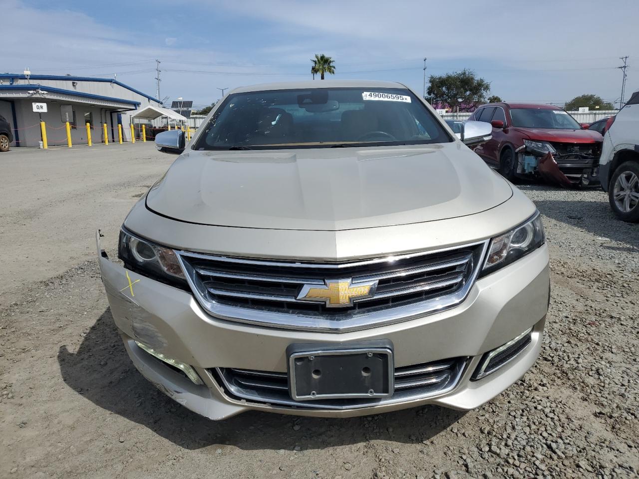 2015 Chevrolet Impala VIN 2G1165S36F9236036 Copart auction photo, front end / side damage thumbnail 5