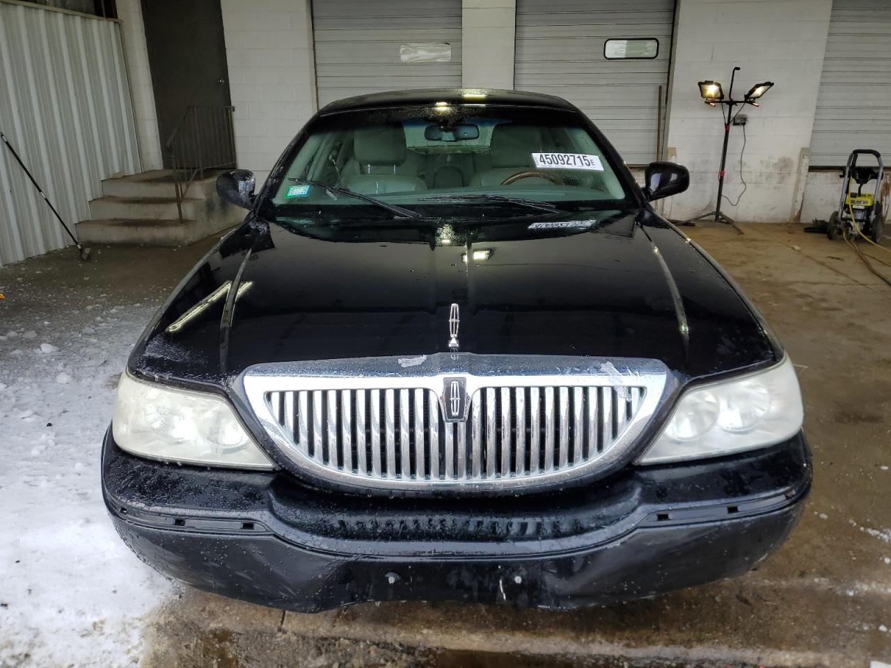 2011 Lincoln Town Car VIN 2LNBL8CV0BX755610 Copart auction photo, front end / rear end damage thumbnail 5