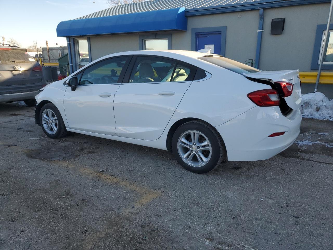 2018 Chevrolet Cruze VIN 1G1BE5SM7J7224746 Copart auction photo, front end damage thumbnail 2