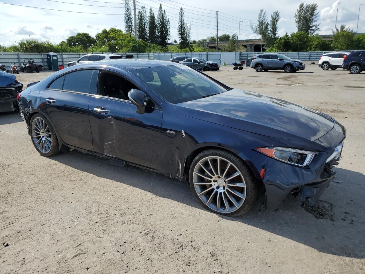 2019 Mercedes-Benz CLC-klasse VIN WDD2J6BBXKA028110 Copart auction photo, all over damage thumbnail 4