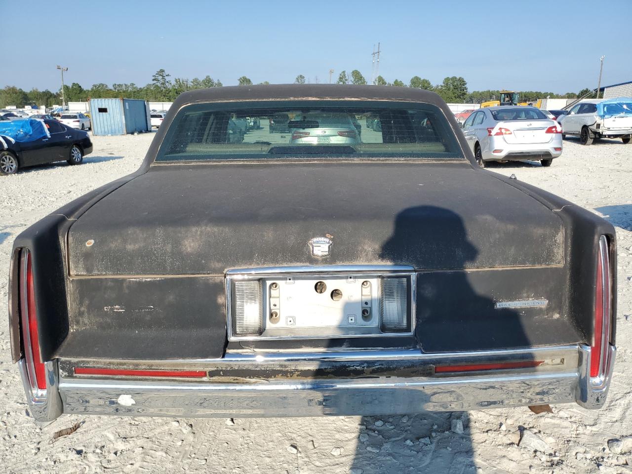 1991 Cadillac De Ville VIN 1G6CD53BXM4216760 Copart auction photo, mechanical / minor dent/scratches damage thumbnail 6