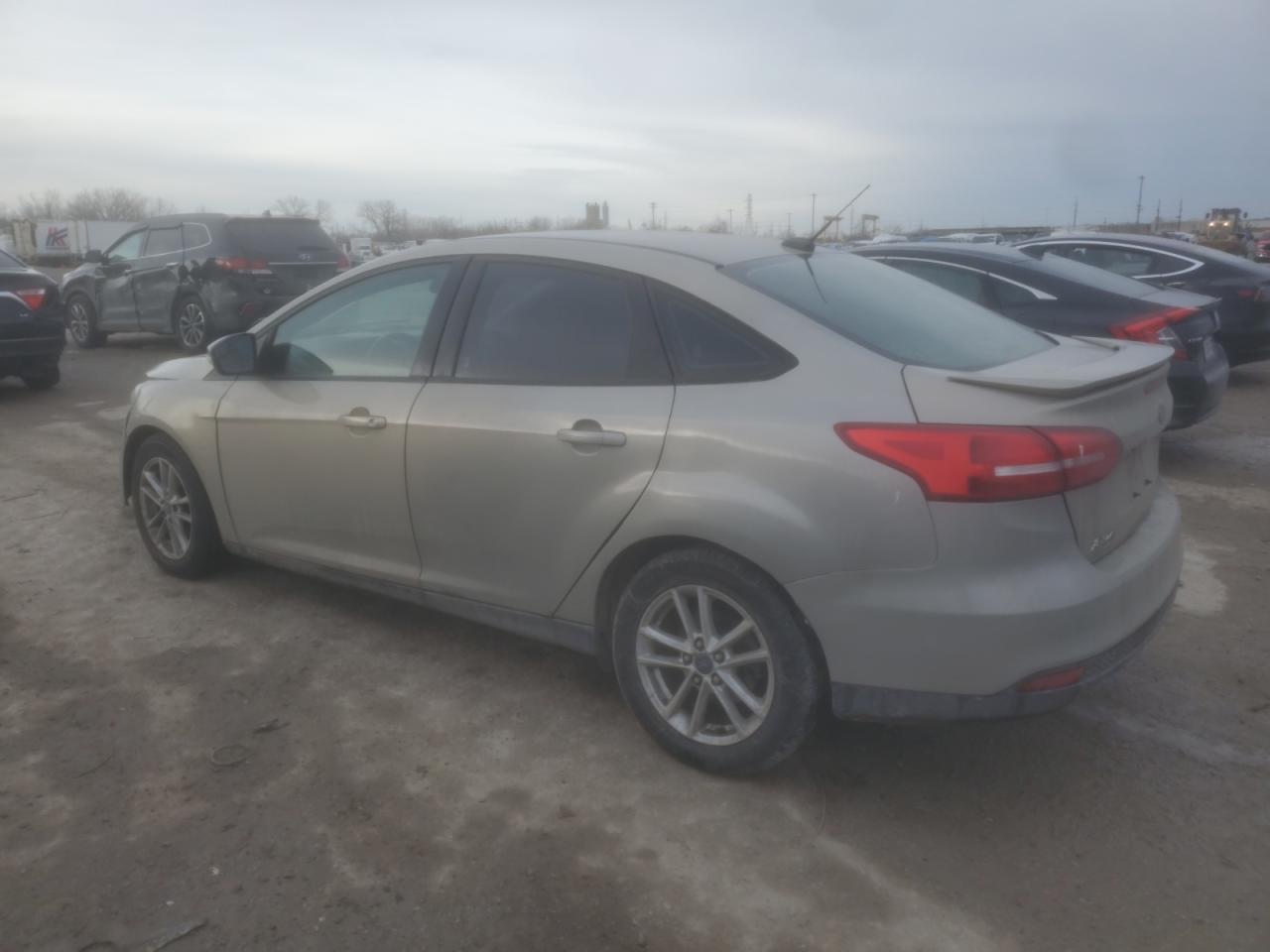 2015 Ford Focus VIN 1FADP3F29FL334225 Copart auction photo, front end / minor dent/scratches damage thumbnail 2