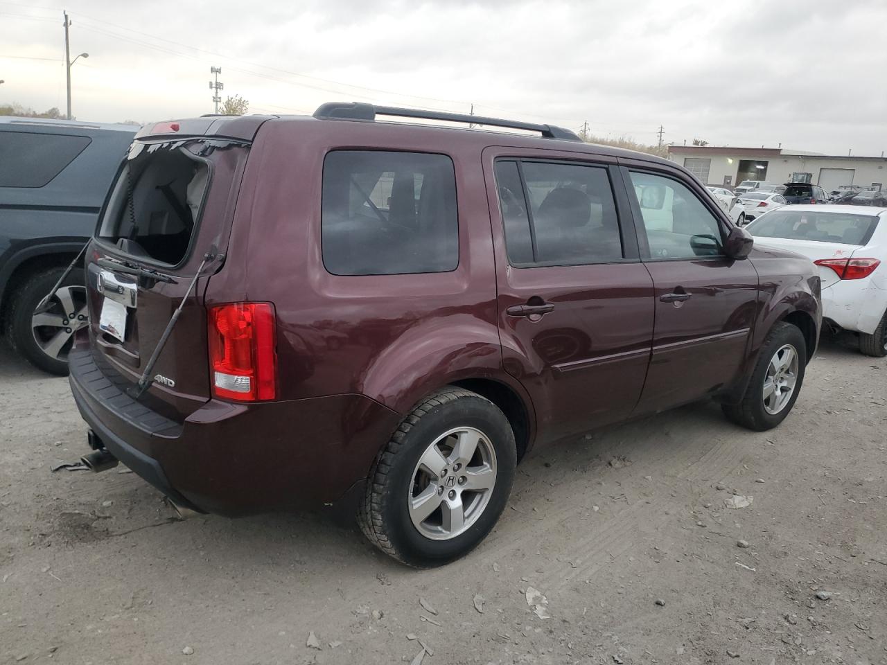 2011 Honda Pilot VIN 5FNYF4H50BB037255 Copart auction photo, side / mechanical damage thumbnail 3
