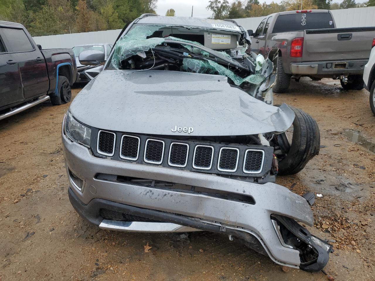 2020 Jeep Compass VIN 3C4NJCCB5LT187258 Copart auction photo, all over damage thumbnail 5