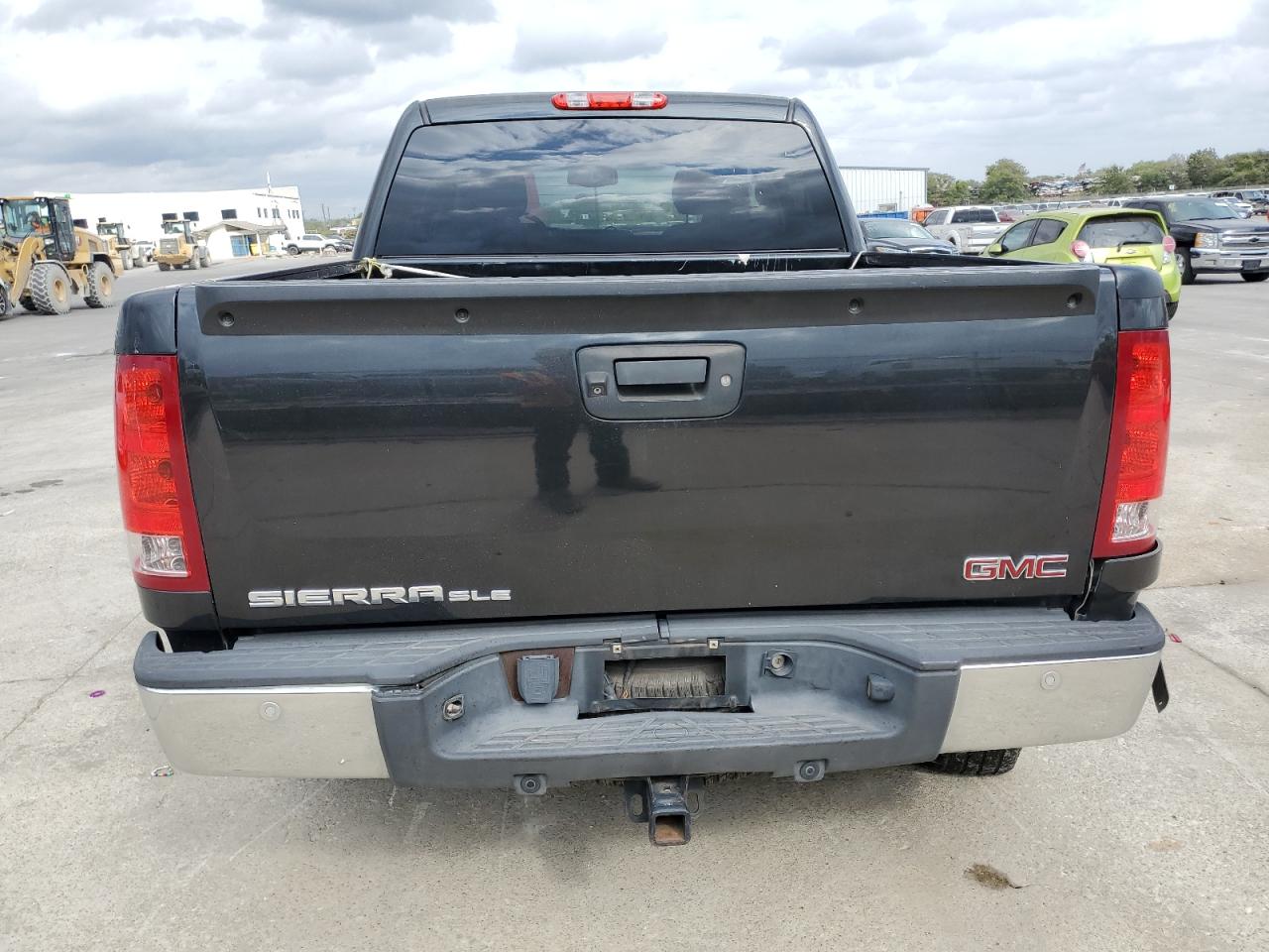 2012 GMC Sierra VIN 3GTP1VE06CG247752 Copart auction photo, side / undercarriage damage thumbnail 6
