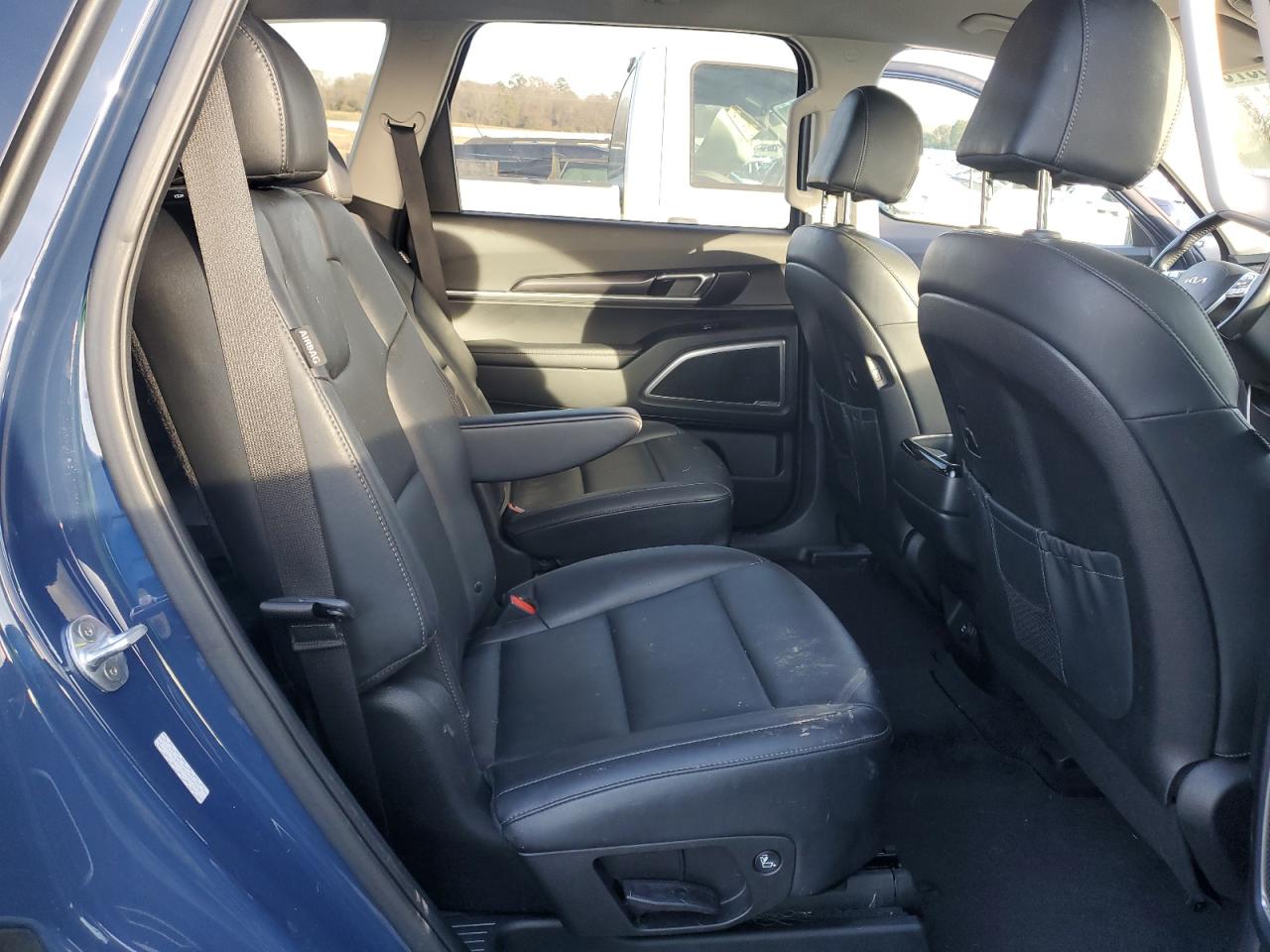 2023 KIA Telluride VIN 5XYP64GC3PG337528 Copart auction photo, front end damage thumbnail 11