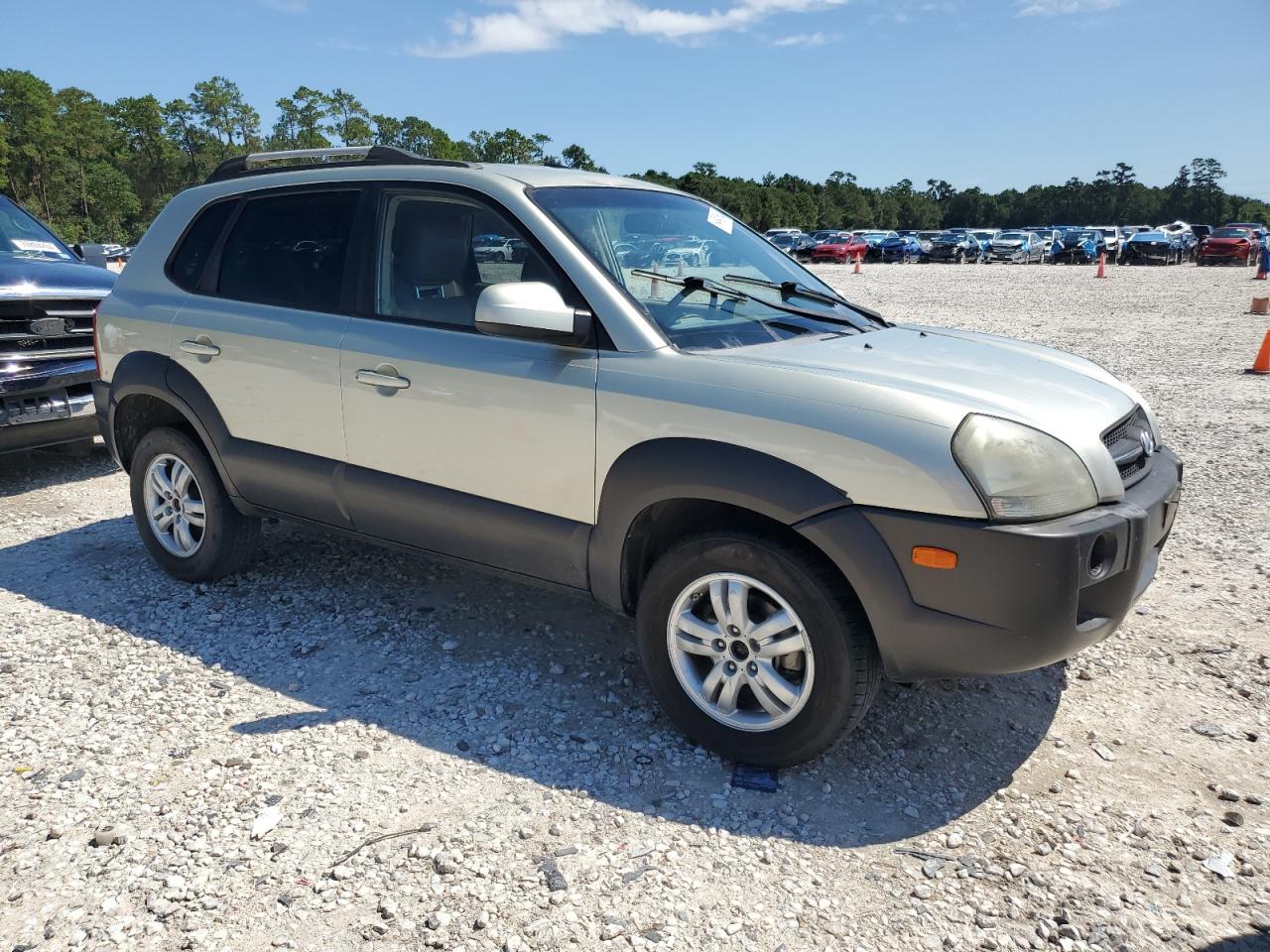 2007 Hyundai Tucson VIN KM8JN12D27U490838 Copart auction photo, hail damage thumbnail 4