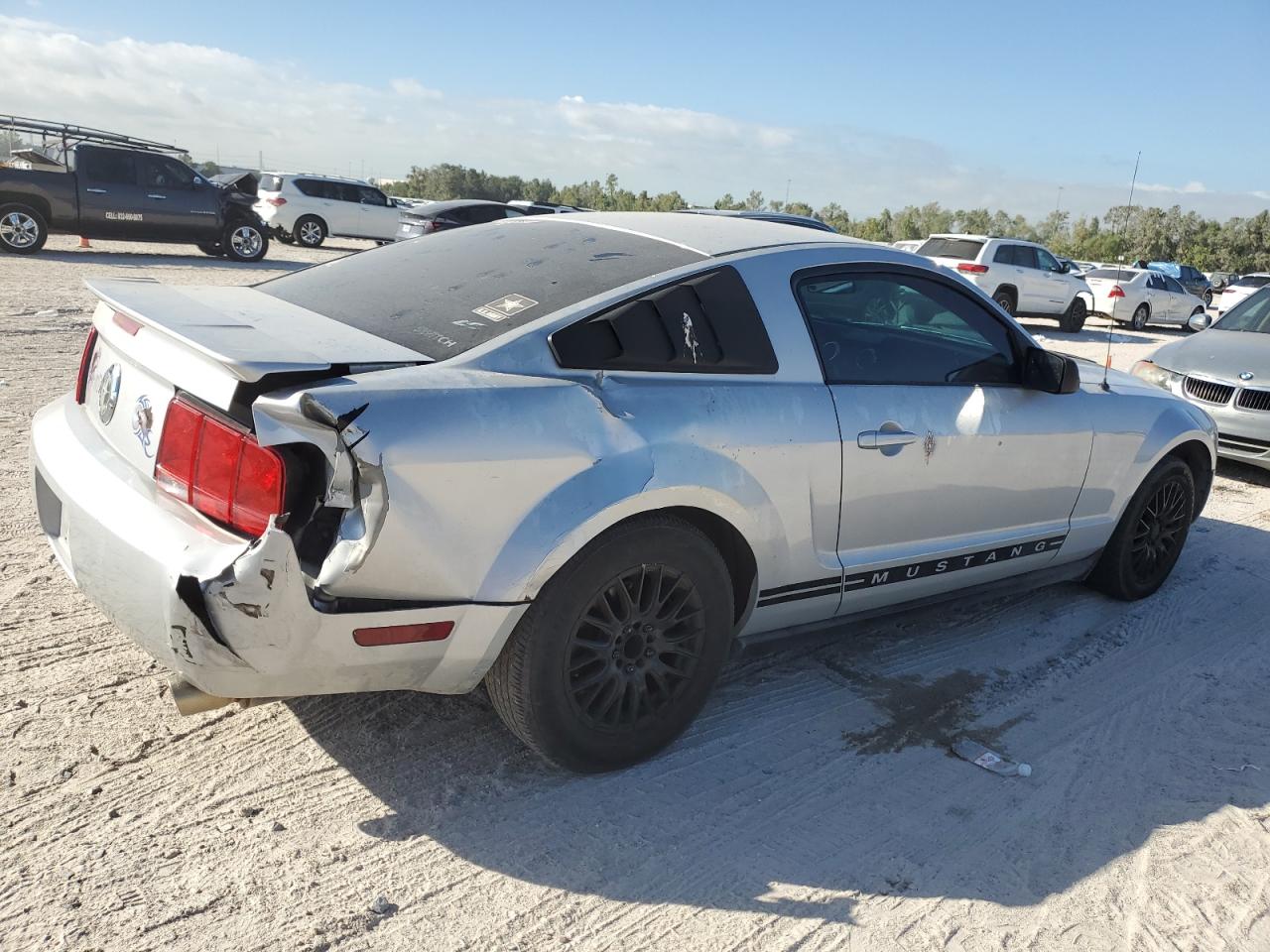 2007 Ford Mustang VIN 1ZVFT80N275215854 Copart auction photo, rear end / side damage thumbnail 3