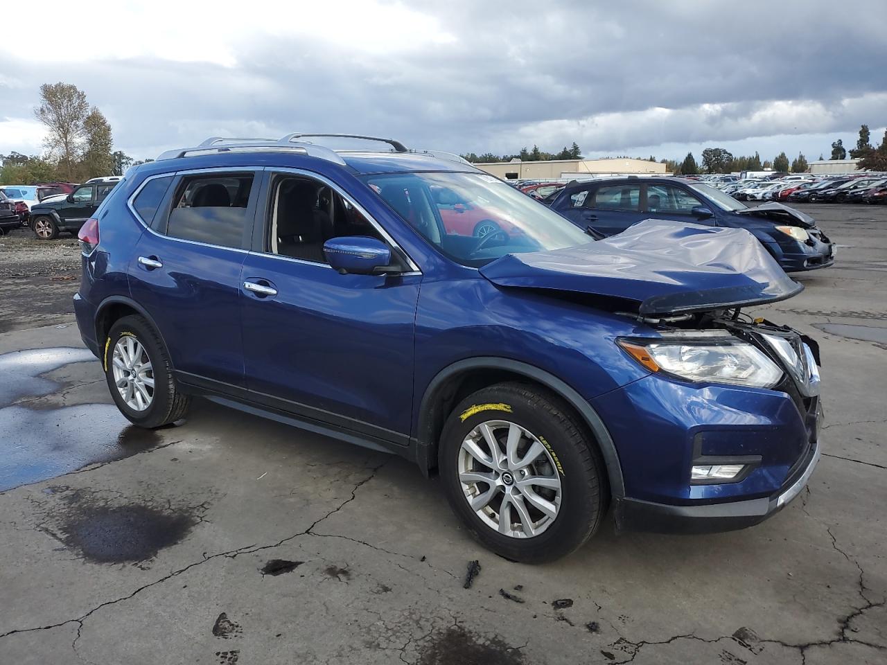 2017 Nissan Rogue VIN KNMAT2MV3HP610006 Copart auction photo, front end damage thumbnail 4