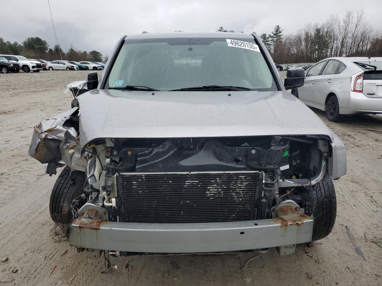 2015 Jeep Liberty (Patriot) VIN 1C4NJRBB1FD239225 Copart auction photo, front end / minor dent/scratches damage thumbnail 5