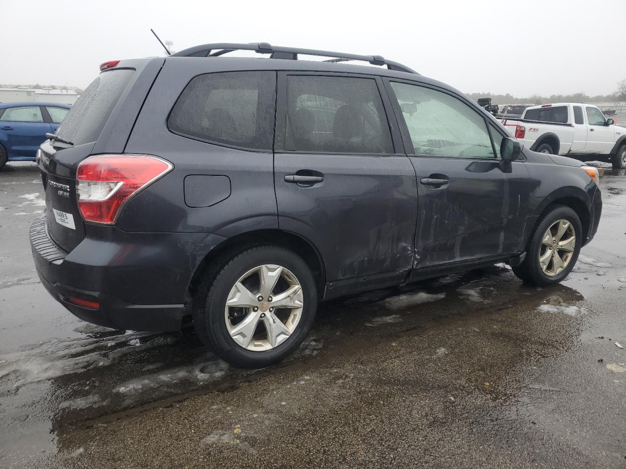2015 Subaru Forester VIN JF2SJADC8FH441421 Copart auction photo, side / minor dent/scratches damage thumbnail 3