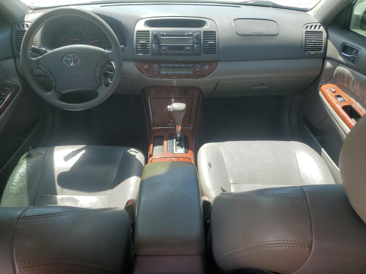 2005 Toyota Camry VIN 4T1BE30K35U612332 Copart auction photo, rear end damage thumbnail 8