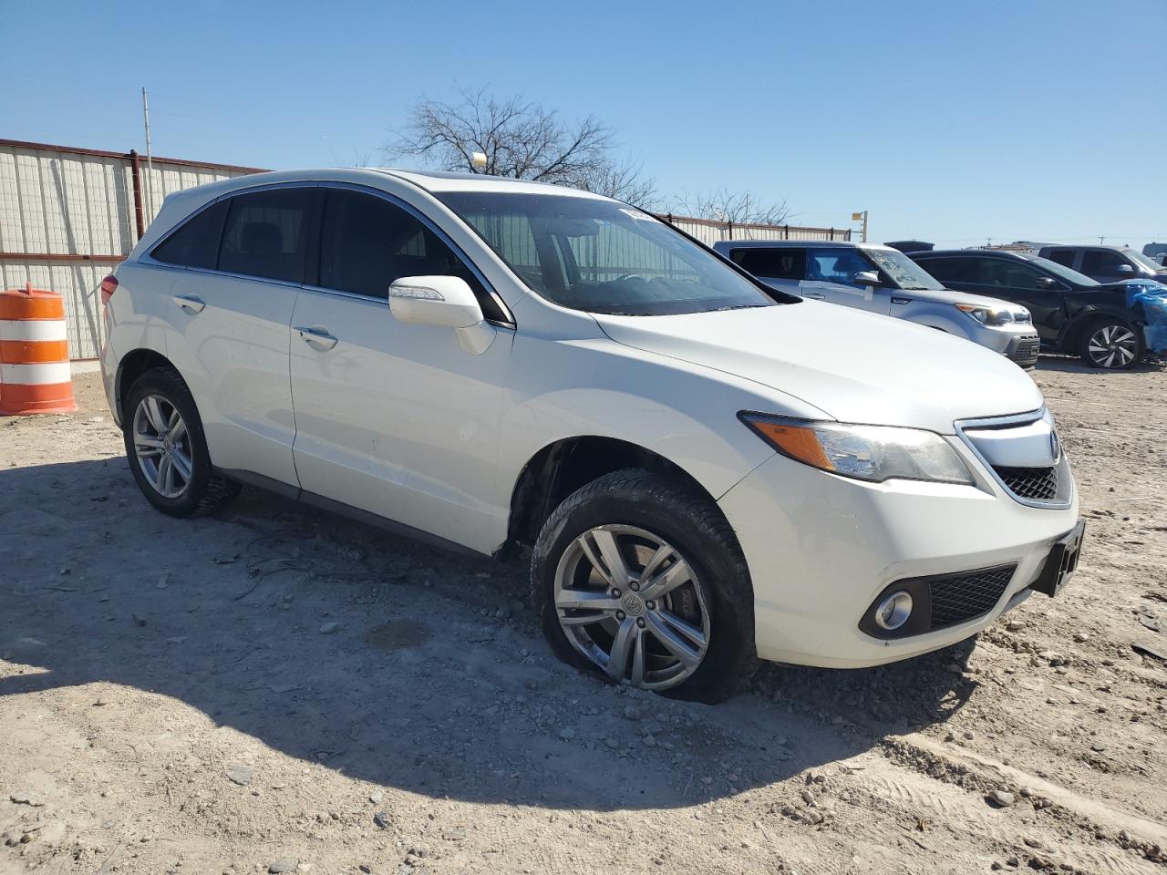2014 Acura RDX VIN 5J8TB3H5XEL011099 Copart auction photo, front end / minor dent/scratches damage thumbnail 4