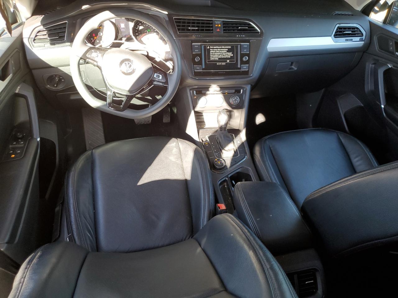 2020 Volkswagen Tiguan VIN 3VV0B7AX5LM130860 Copart auction photo, front end / undercarriage damage thumbnail 8