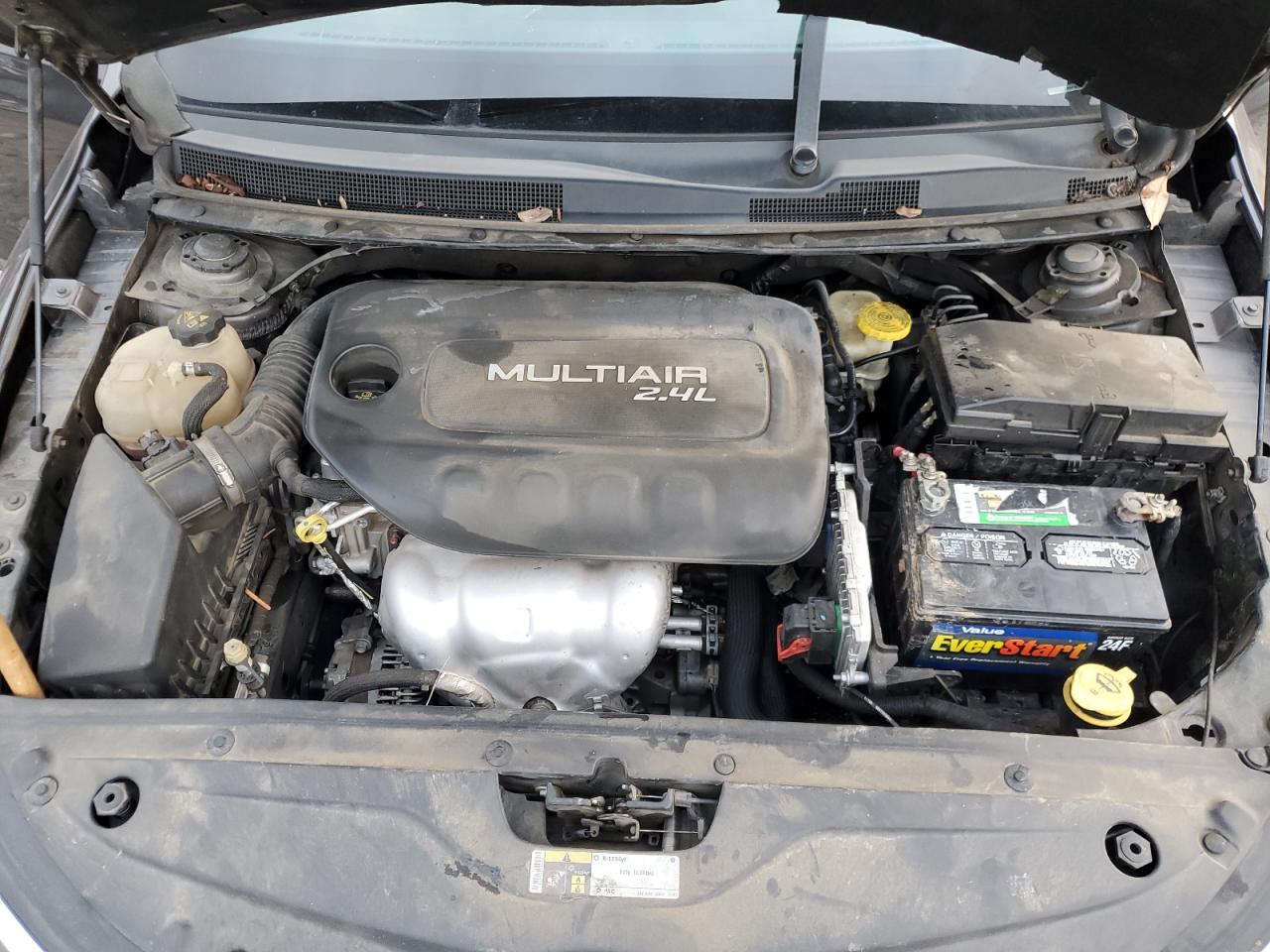 2015 Chrysler 200 VIN 1C3CCCAB8FN567031 Copart auction photo, undercarriage / side damage thumbnail 13
