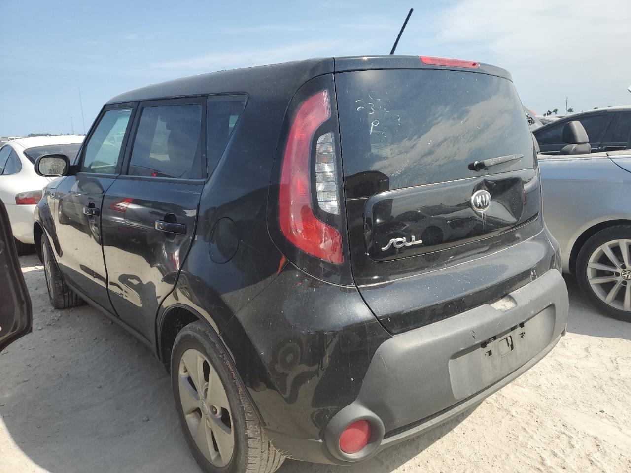 2016 KIA Soul VIN KNDJN2A21G7385281 Copart auction photo, water/flood damage thumbnail 2