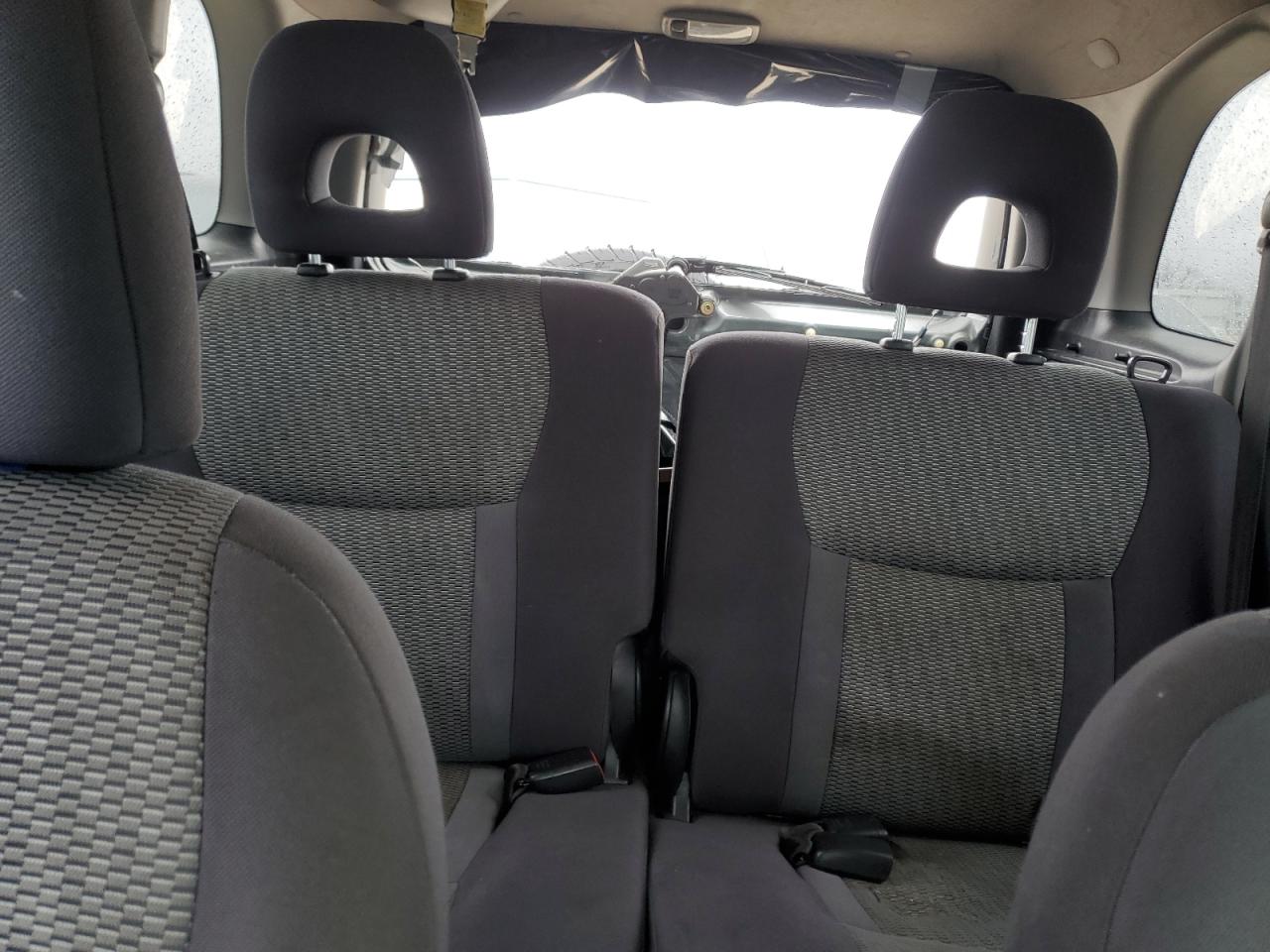 2005 Toyota RAV 4 VIN JTEGD20V750074643 Copart auction photo, rear end damage thumbnail 10