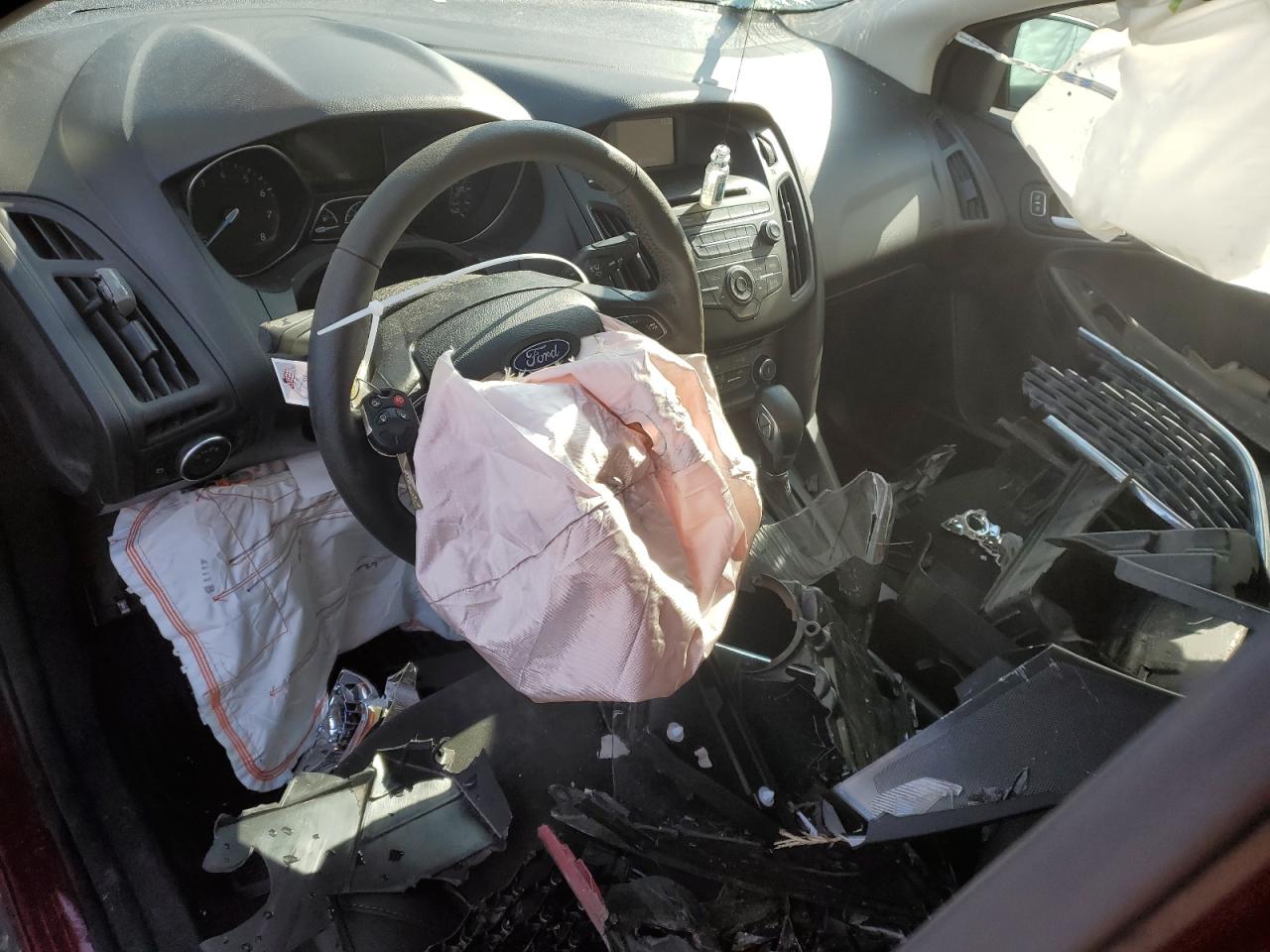 2017 Ford Focus VIN 1FADP3F2XHL305674 Copart auction photo, front end / side damage thumbnail 8