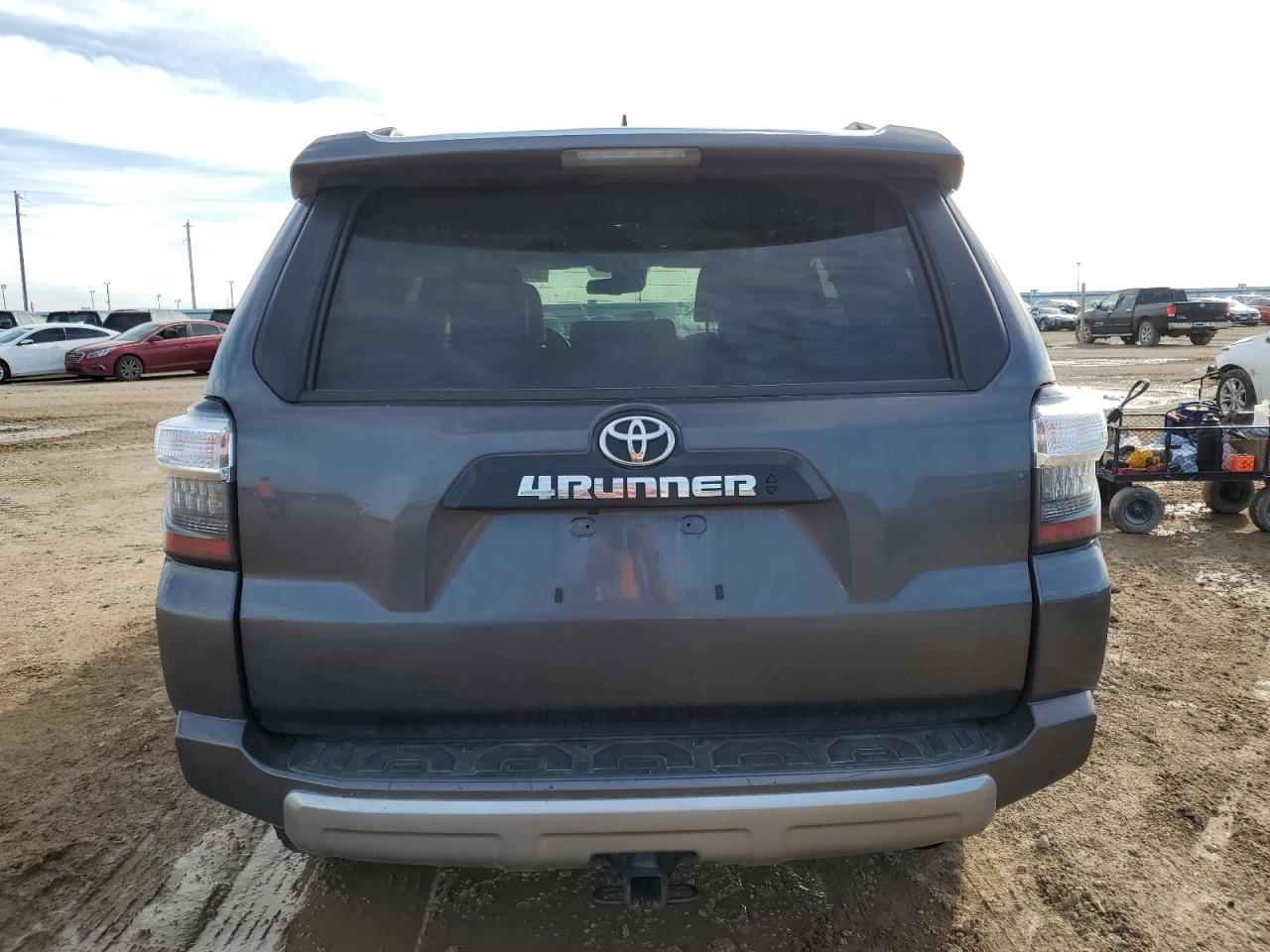2021 Toyota 4Runner VIN JTERU5JR1M5933237 Copart auction photo, side / front end damage thumbnail 6