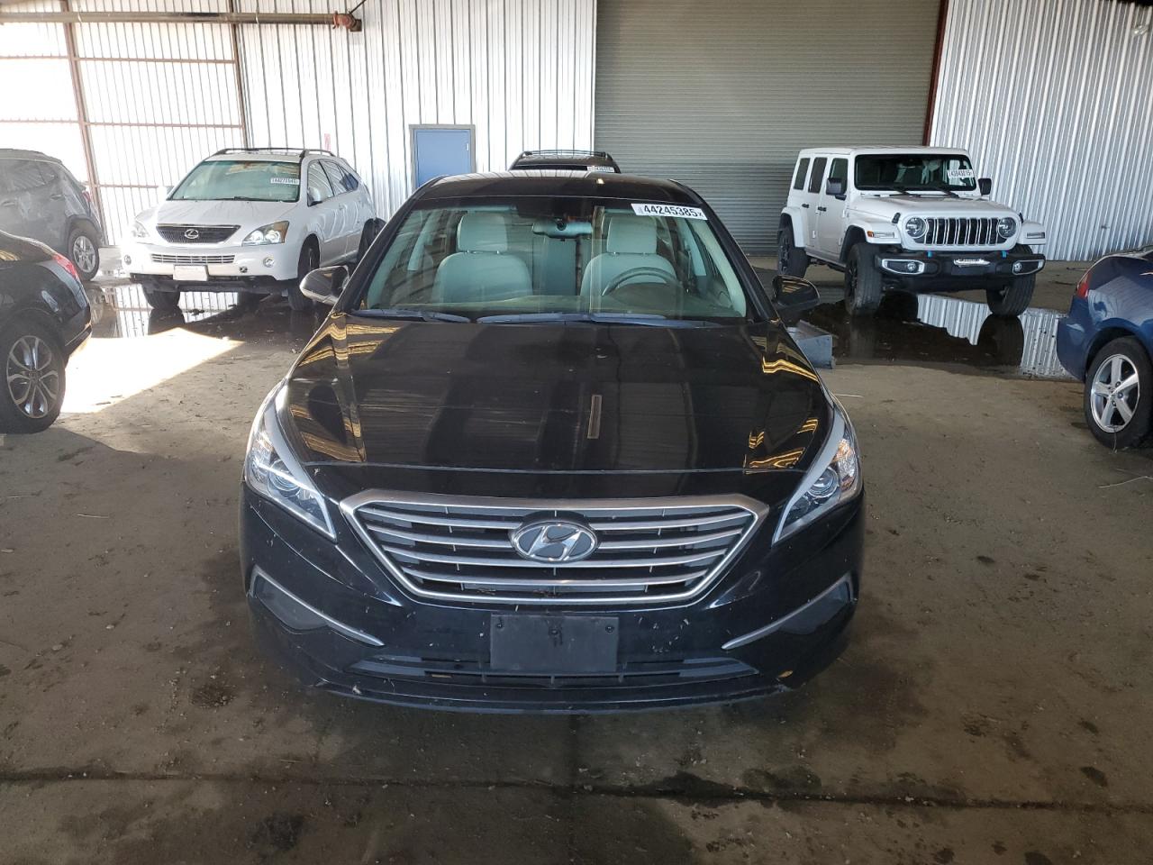 2017 Hyundai Sonata VIN 5NPE24AFXHH582911 Copart auction photo, rear end damage thumbnail 5