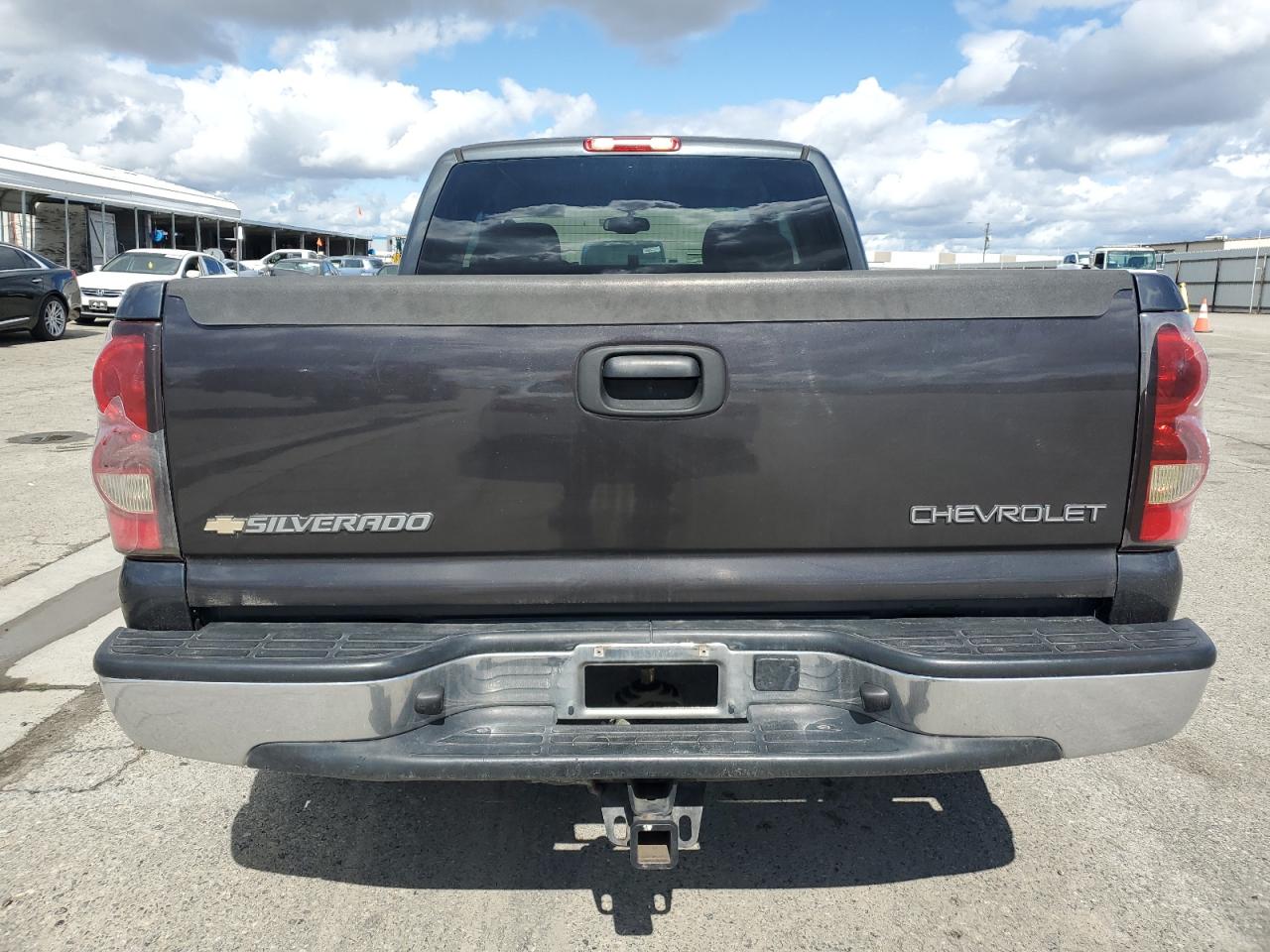 2005 Chevrolet Silverado VIN 2GCEC19V651316466 Copart auction photo, front end damage thumbnail 6