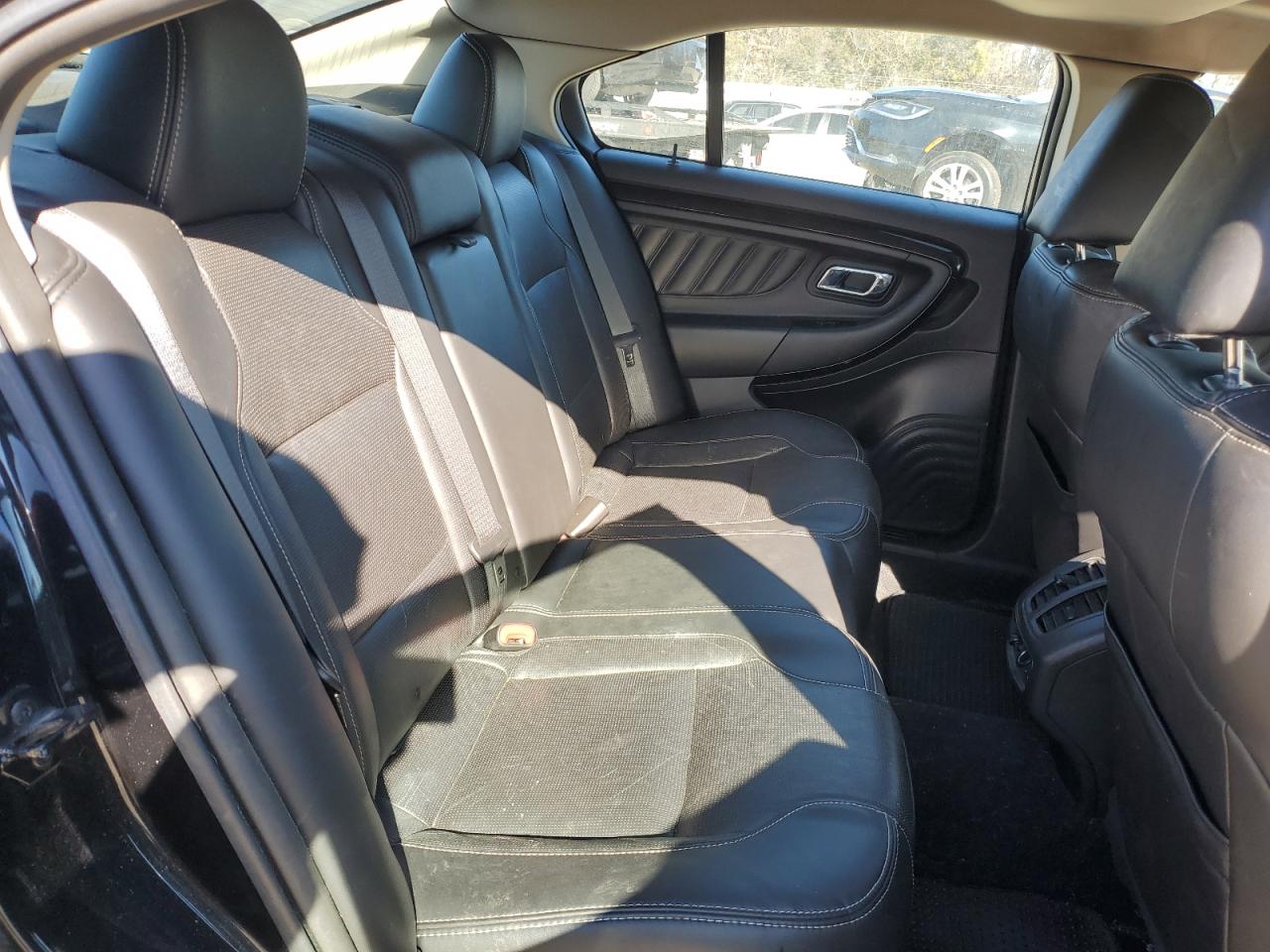 2011 Ford Taurus VIN 1FAHP2FW3BG124981 Copart auction photo, undercarriage / minor dent/scratches damage thumbnail 10