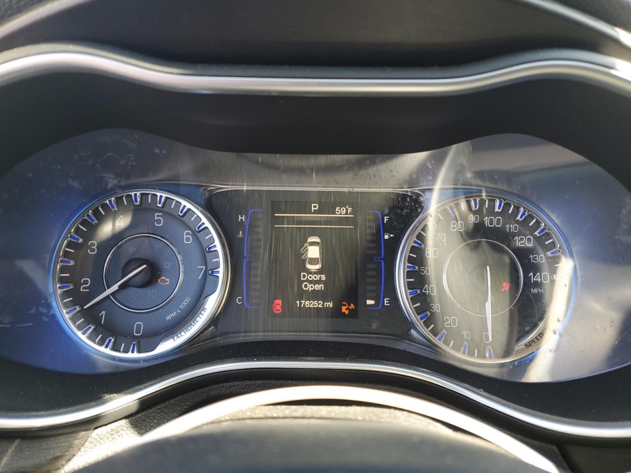 2015 Chrysler 200 VIN 1C3CCCAB8FN730387 Copart auction photo, front end damage thumbnail 9