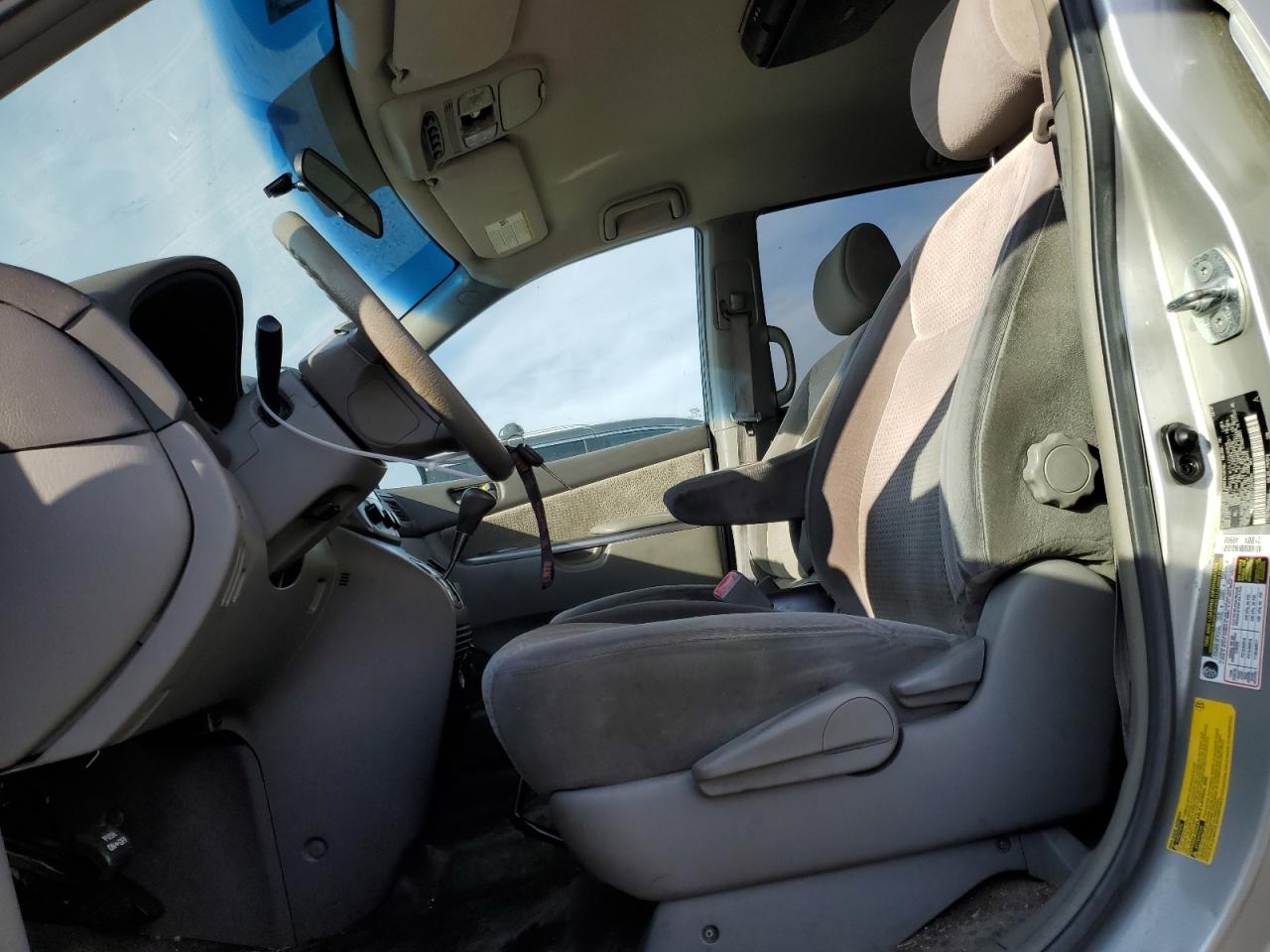 2007 Toyota Sienna VIN 5TDZK23C57S029830 Copart auction photo, mechanical / side damage thumbnail 7