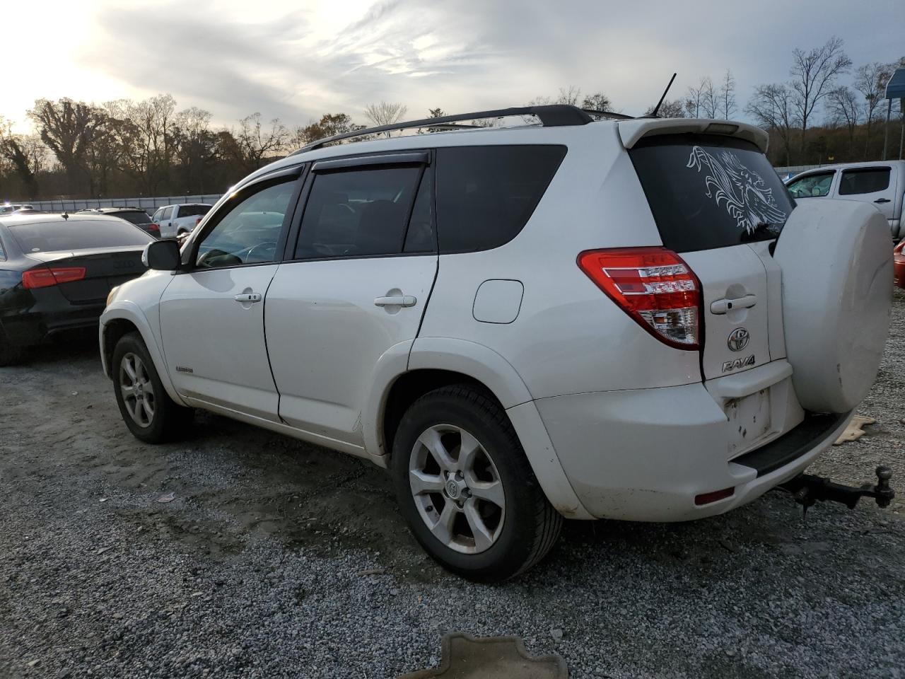 2011 Toyota RAV 4 VIN 2T3YF4DV3BW068211 Copart auction photo, front end damage thumbnail 2