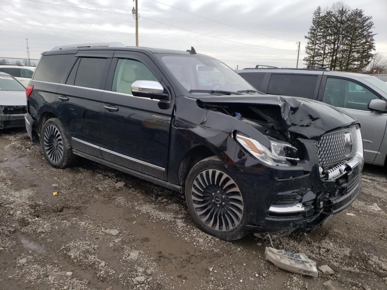 2020 Lincoln Navigator VIN 5LMJJ2TT0LEL09308 Copart auction photo, front end / side damage thumbnail 4