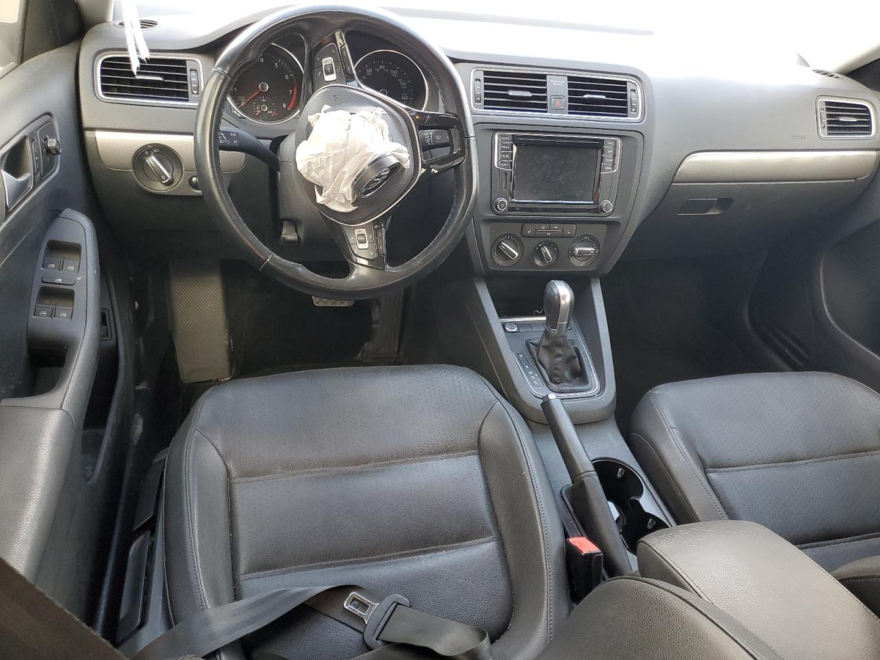 2018 Volkswagen Jetta VIN 3VWDB7AJ8JM247466 Copart auction photo, front end / minor dent/scratches damage thumbnail 8