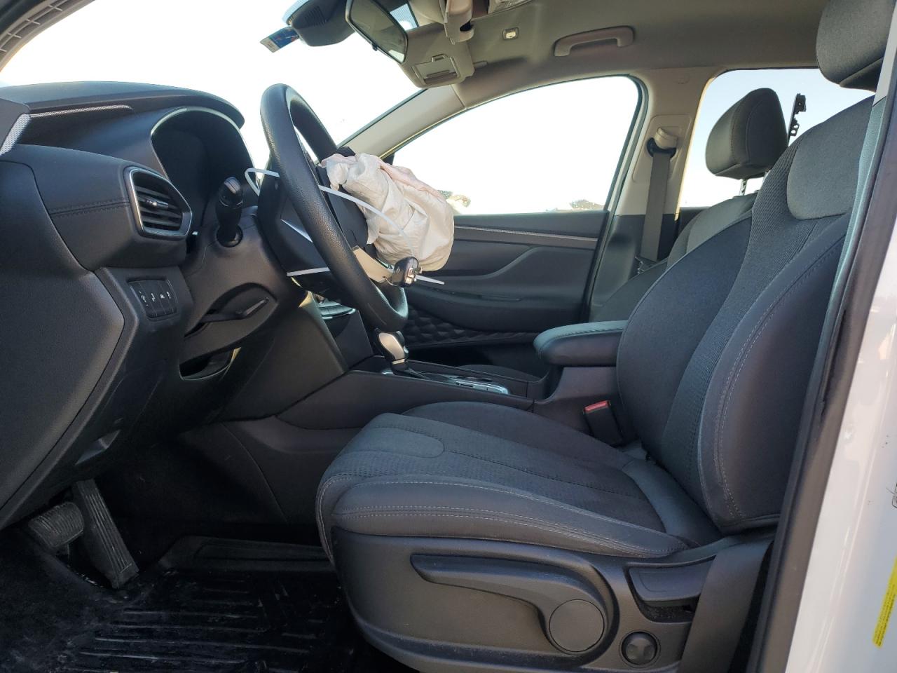 2019 Hyundai Santa Fe VIN 5NMS23AD8KH124770 Copart auction photo, front end damage thumbnail 7