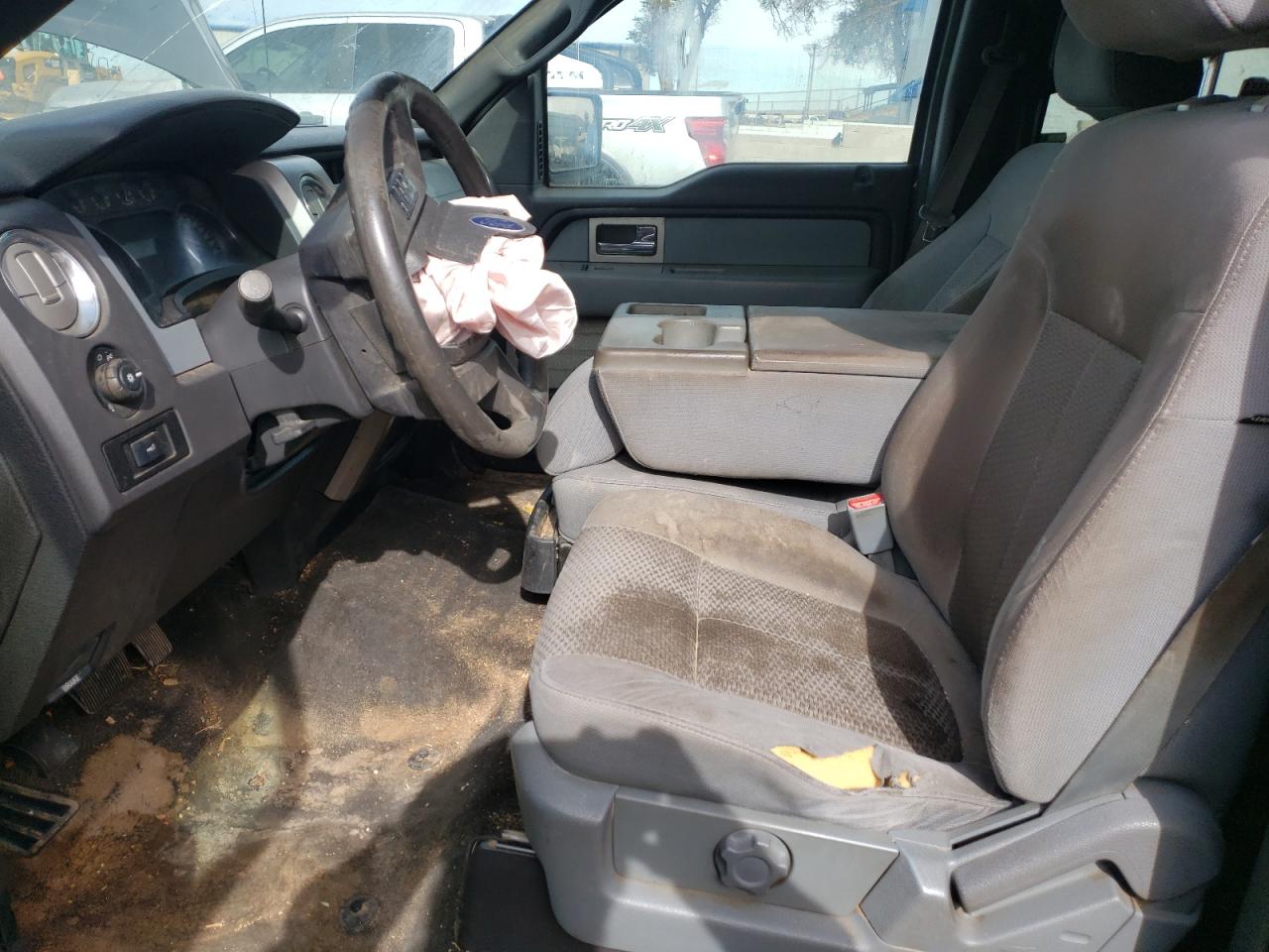 2011 Ford F-150 VIN 1FTFW1CF2BFA27487 Copart auction photo, front end damage thumbnail 7